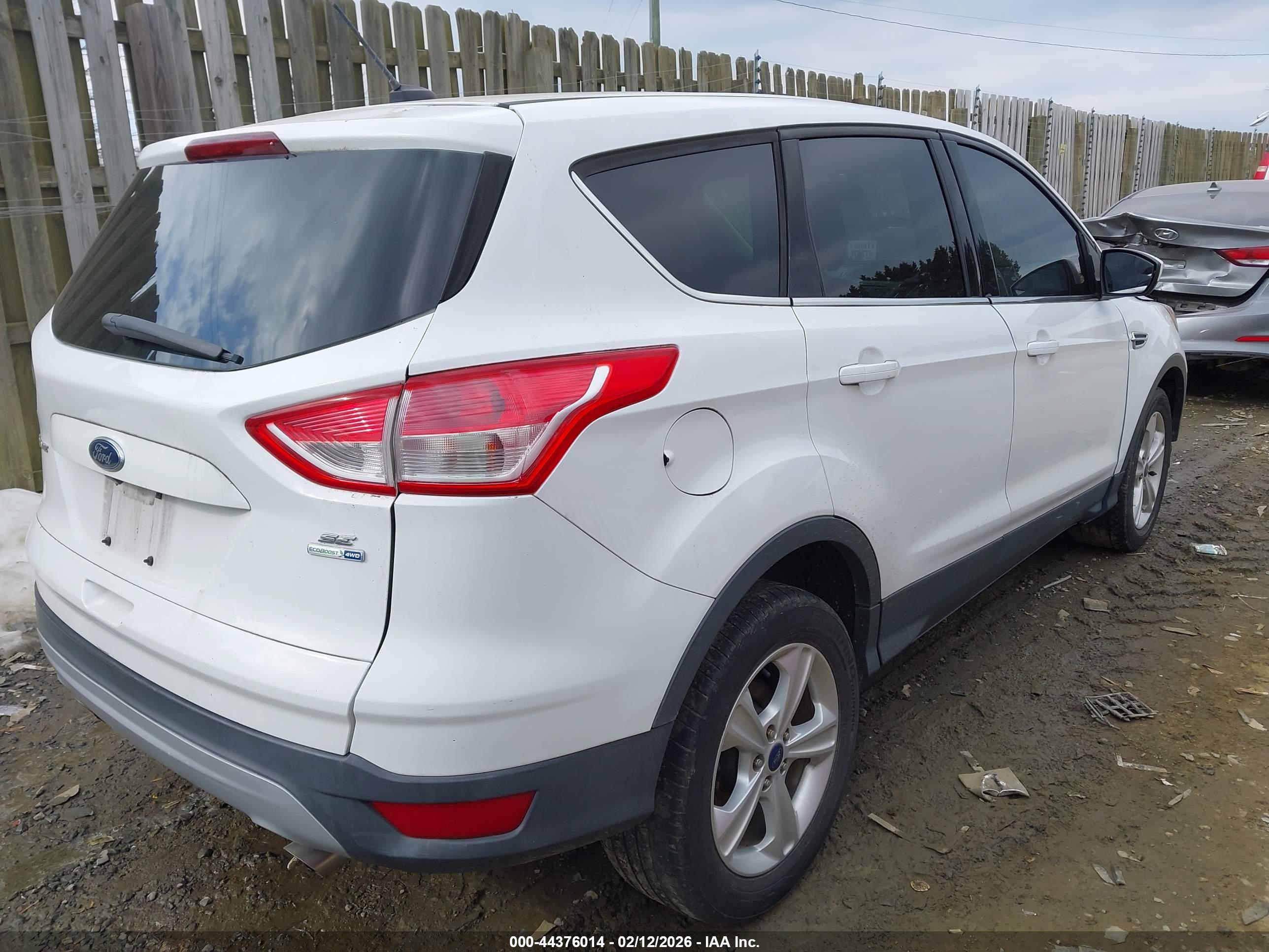 FORD ESCAPE image 4