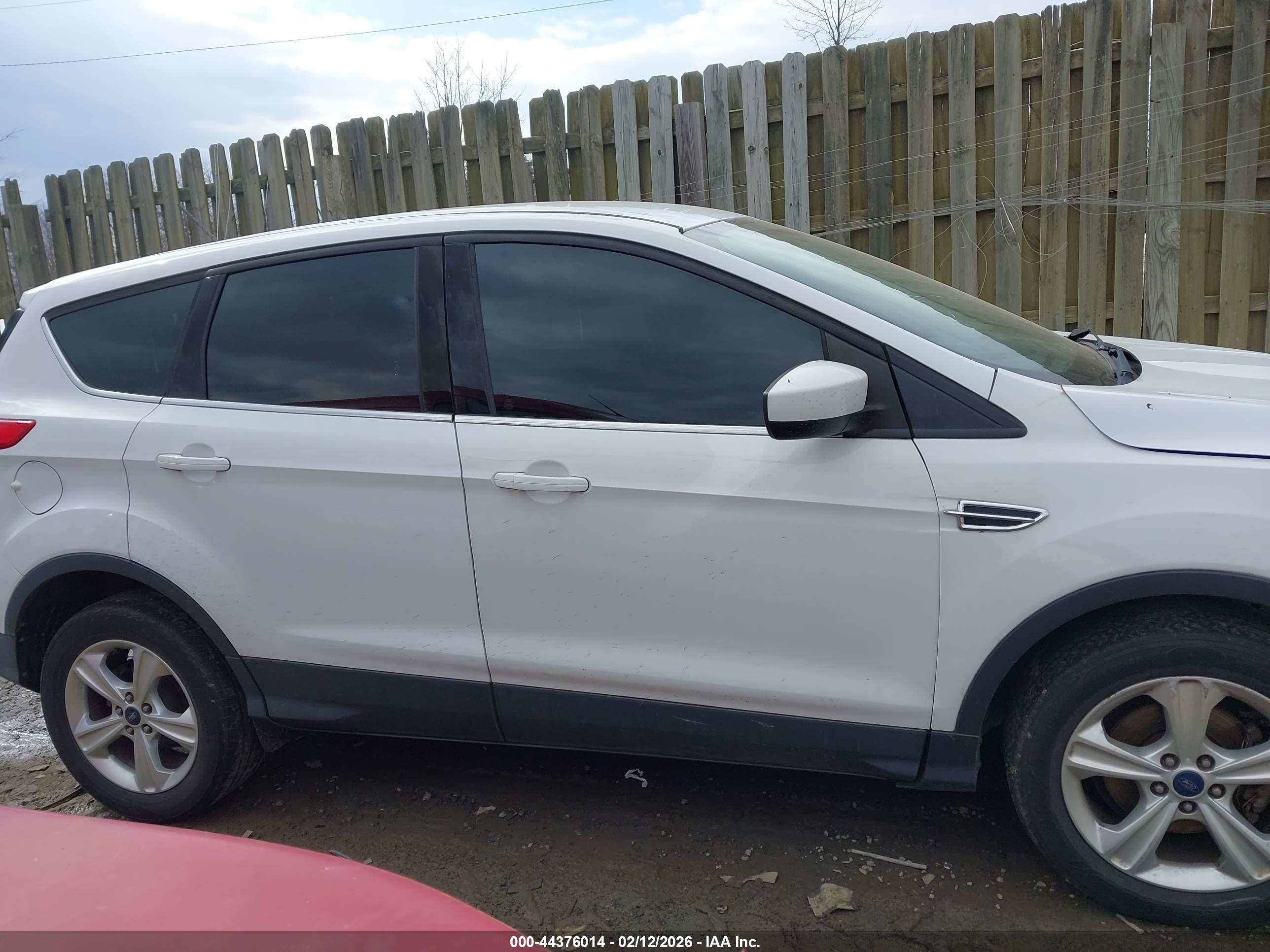 FORD ESCAPE image 8