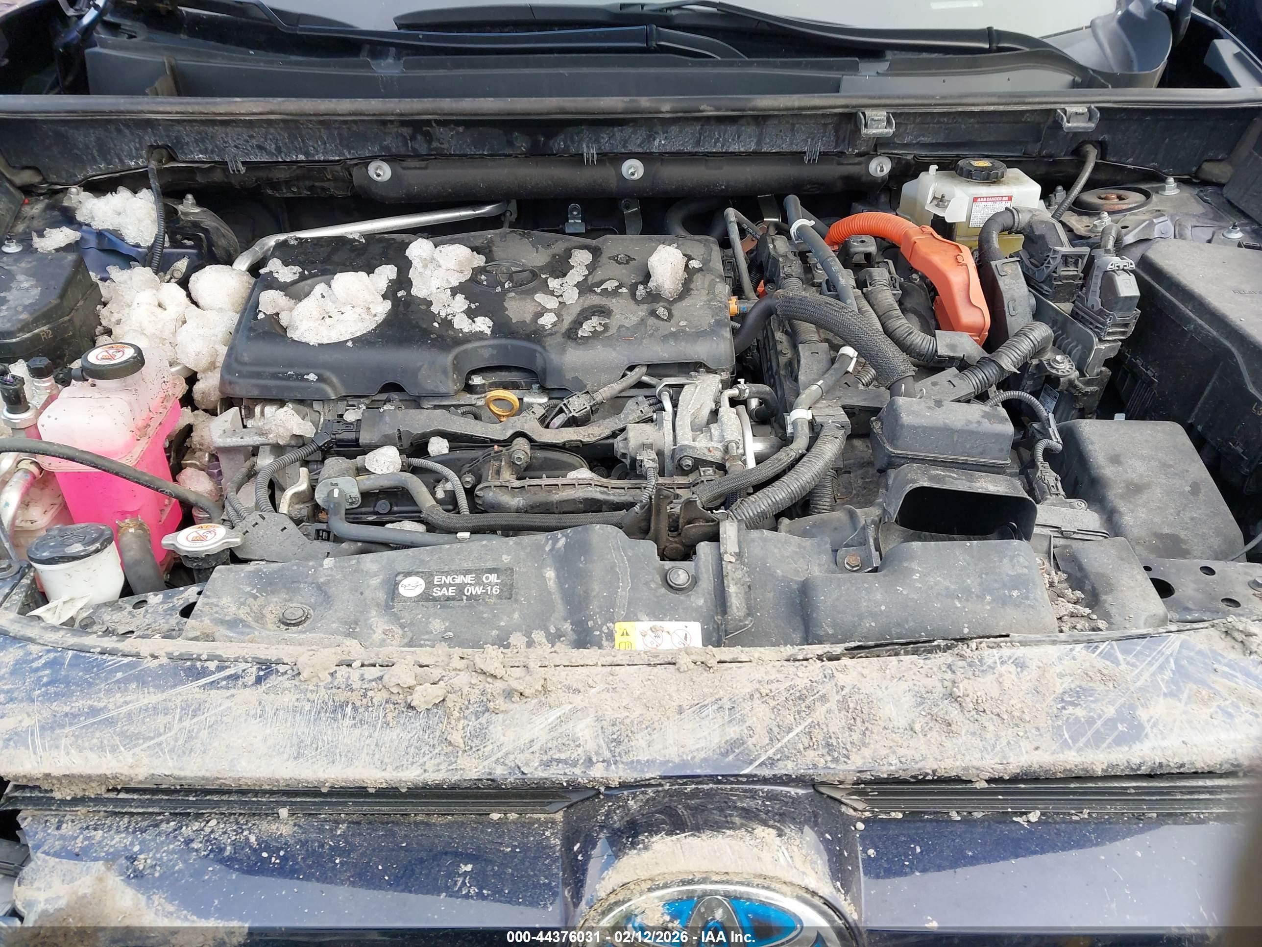TOYOTA RAV4 image 10