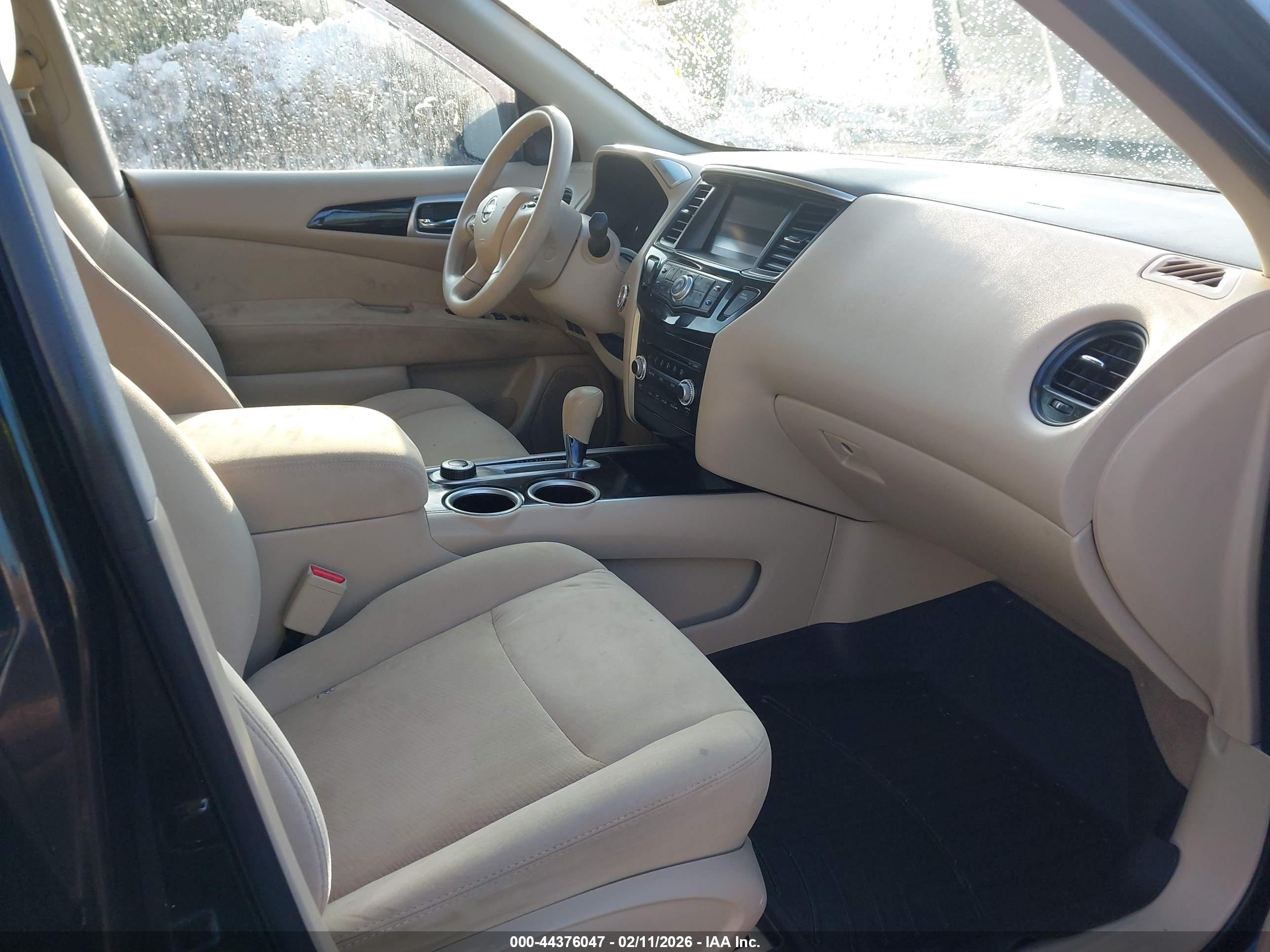 NISSAN PATHFINDER image 5
