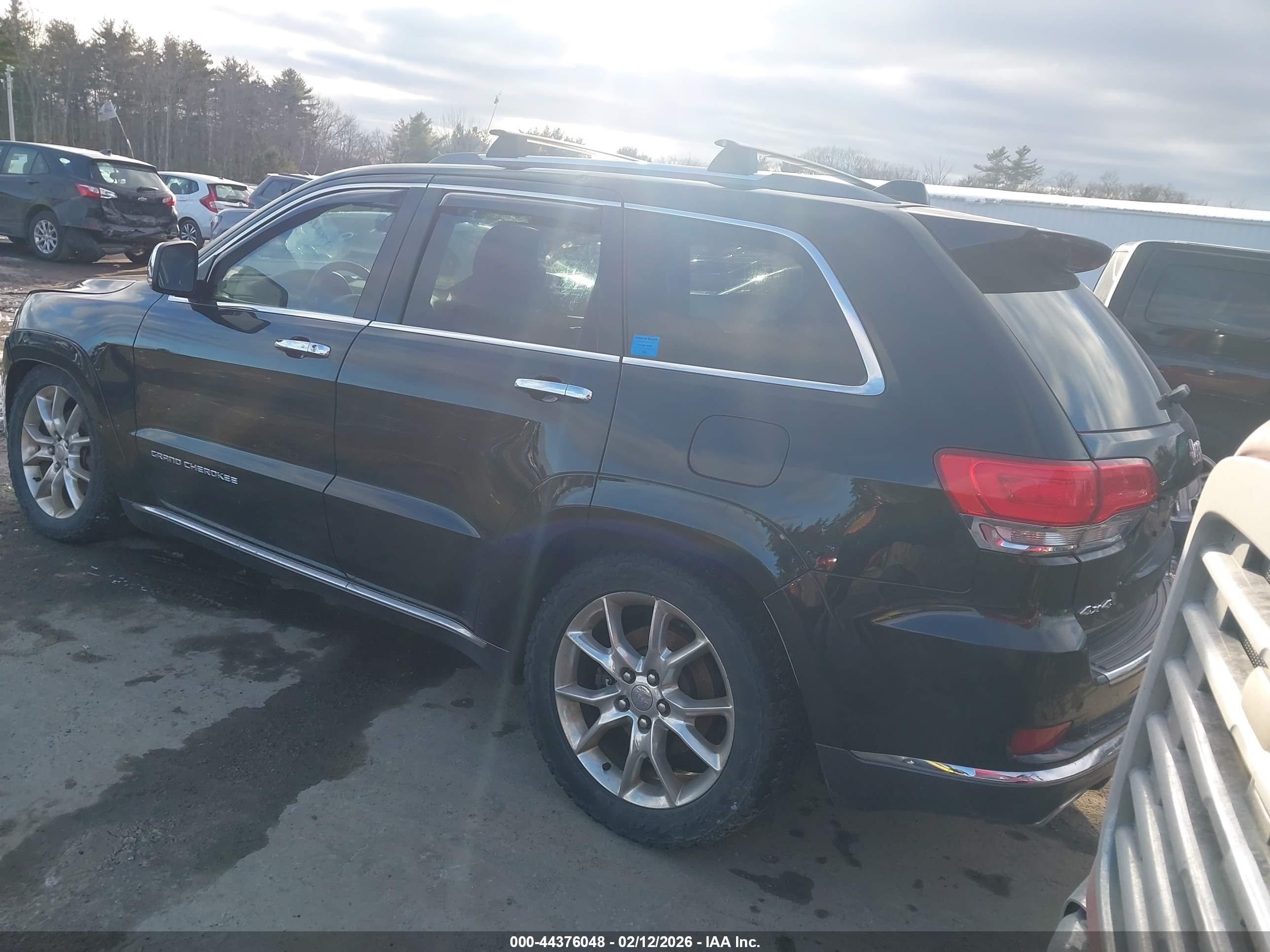 JEEP GRAND image 3