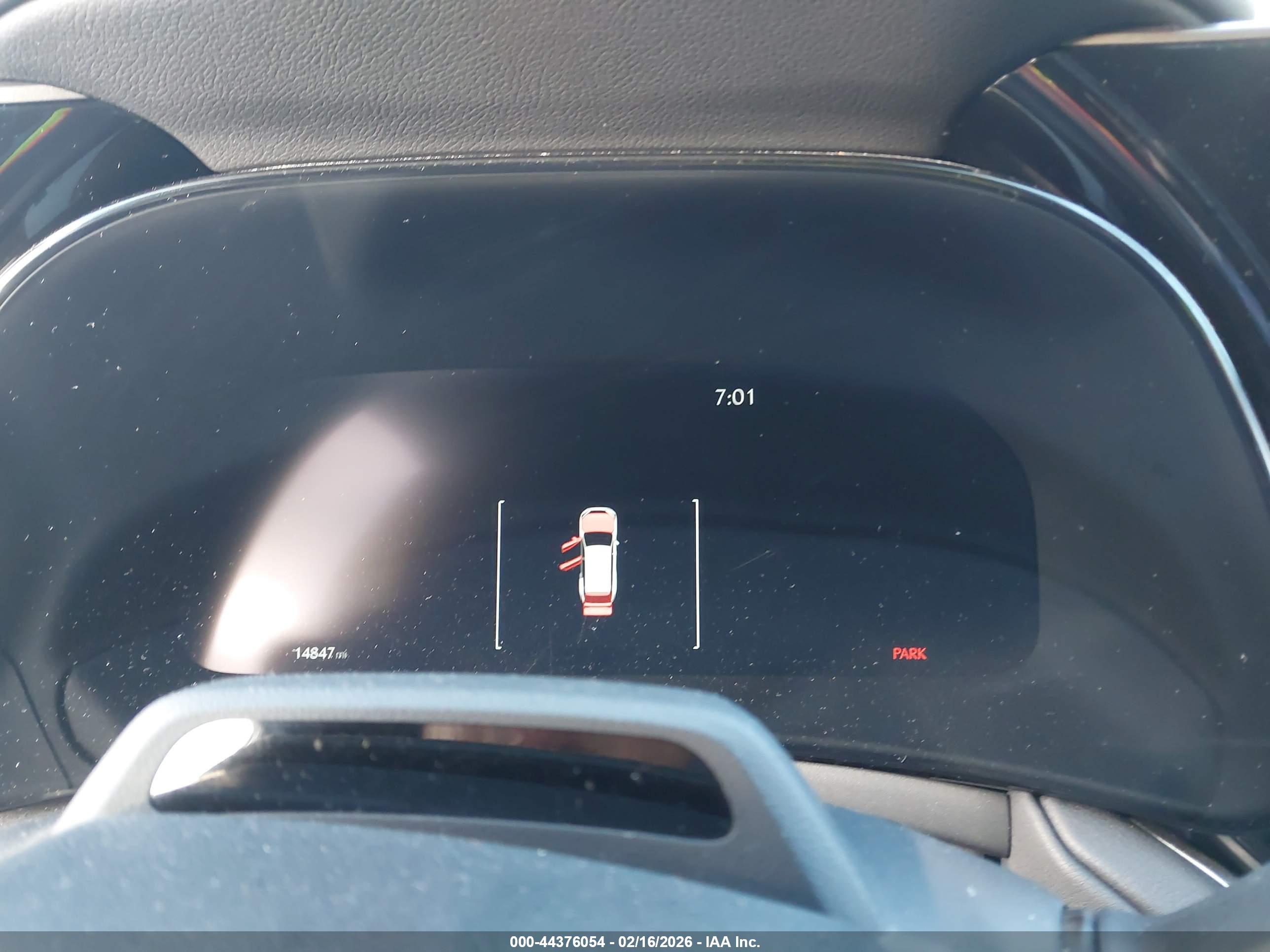 LEXUS TX image 7