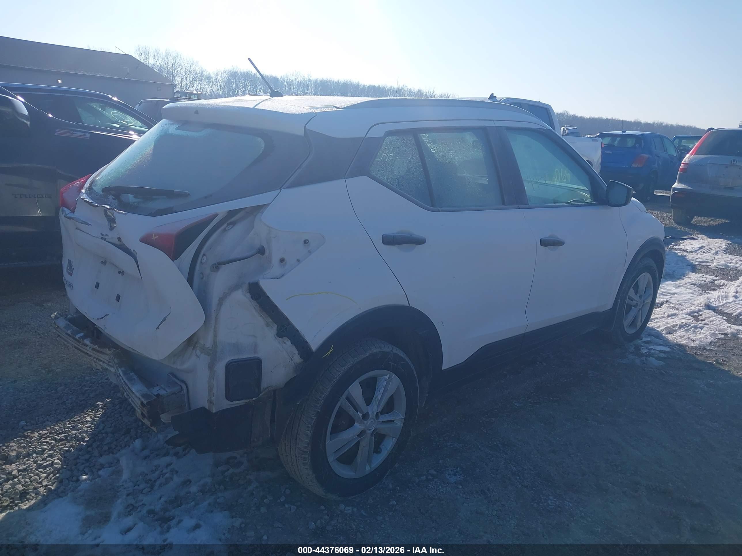 NISSAN KICKS image 4