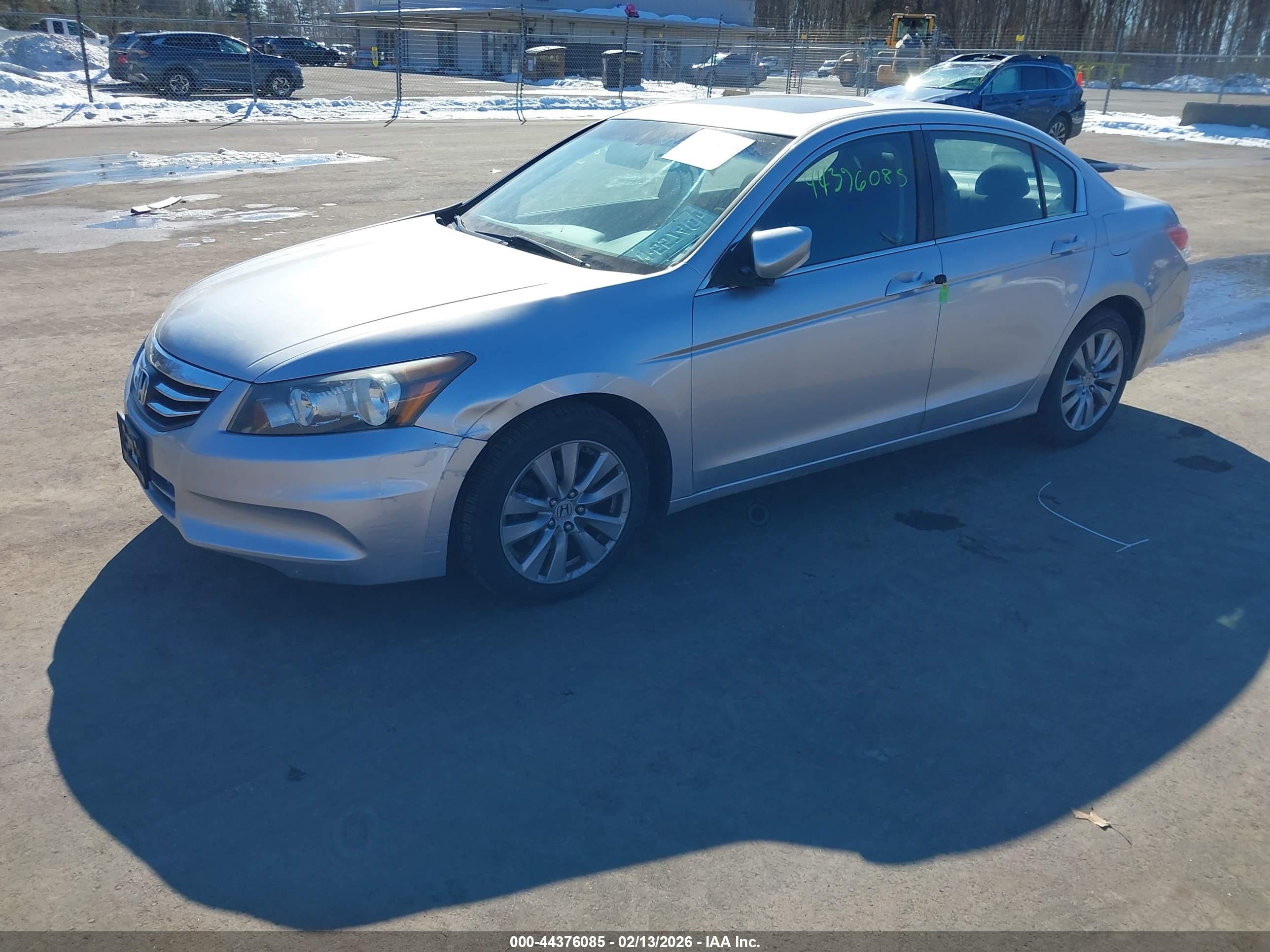 HONDA ACCORD image 2