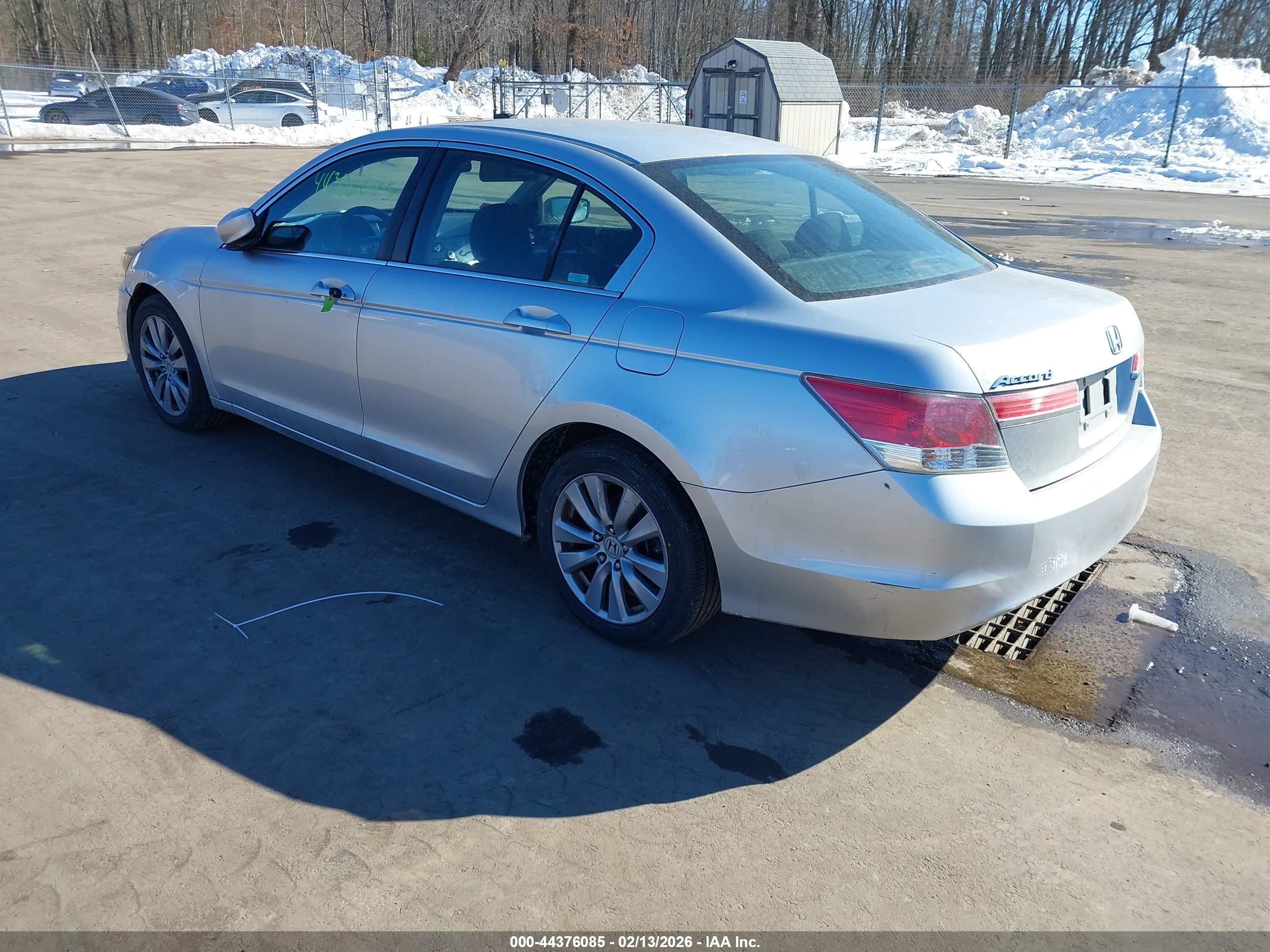 HONDA ACCORD image 3