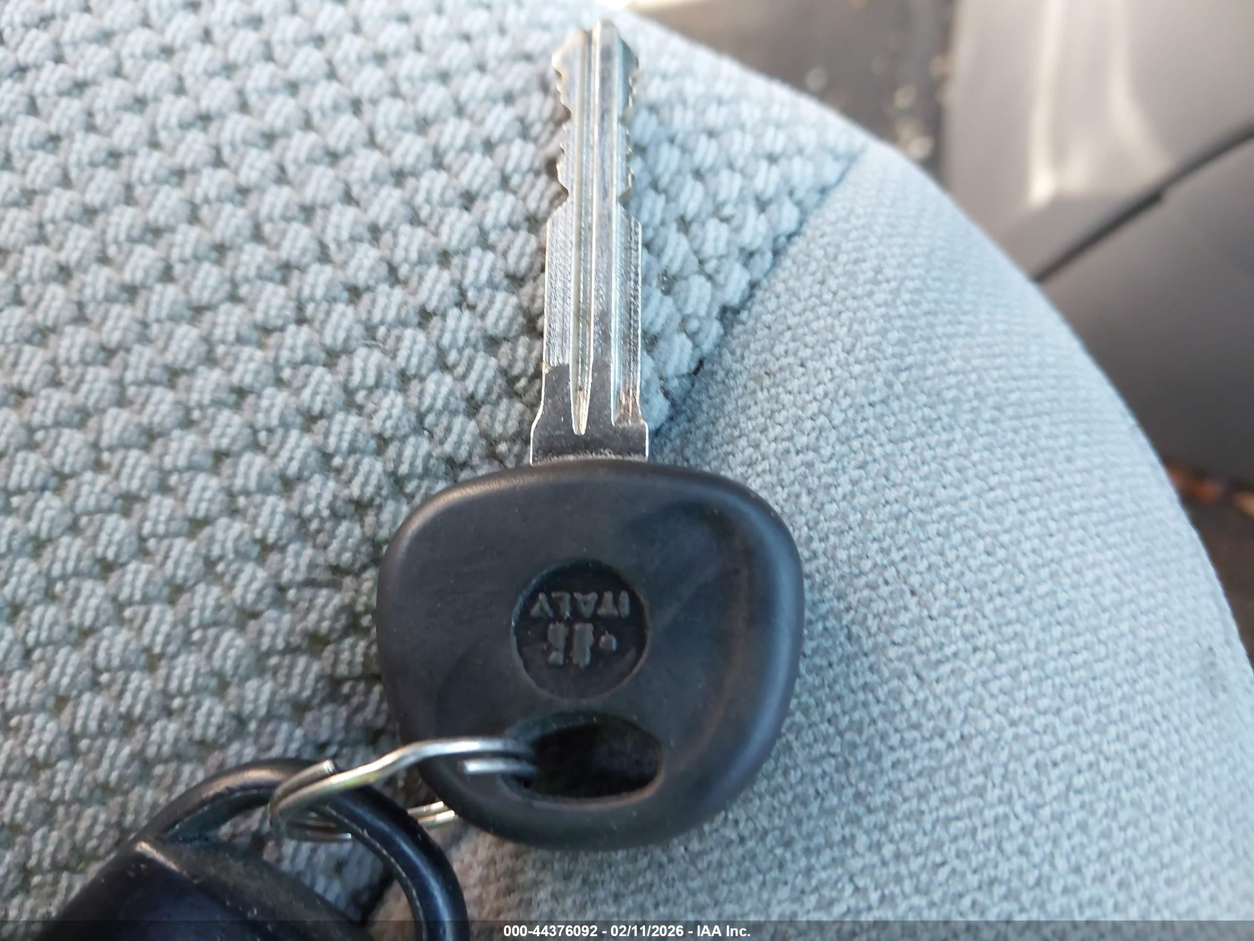 KIA SEDONA image 11