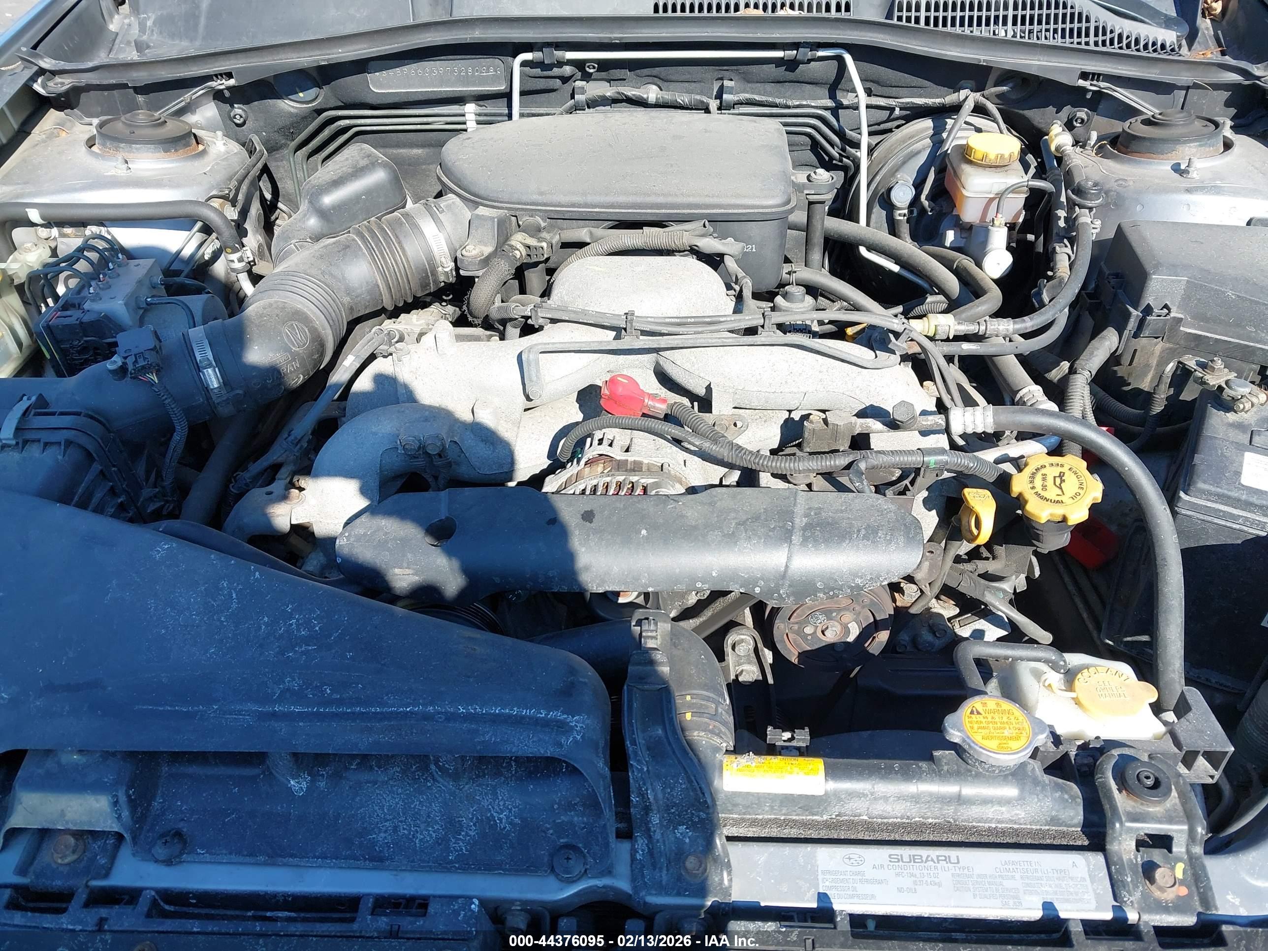 SUBARU OUTBACK image 10
