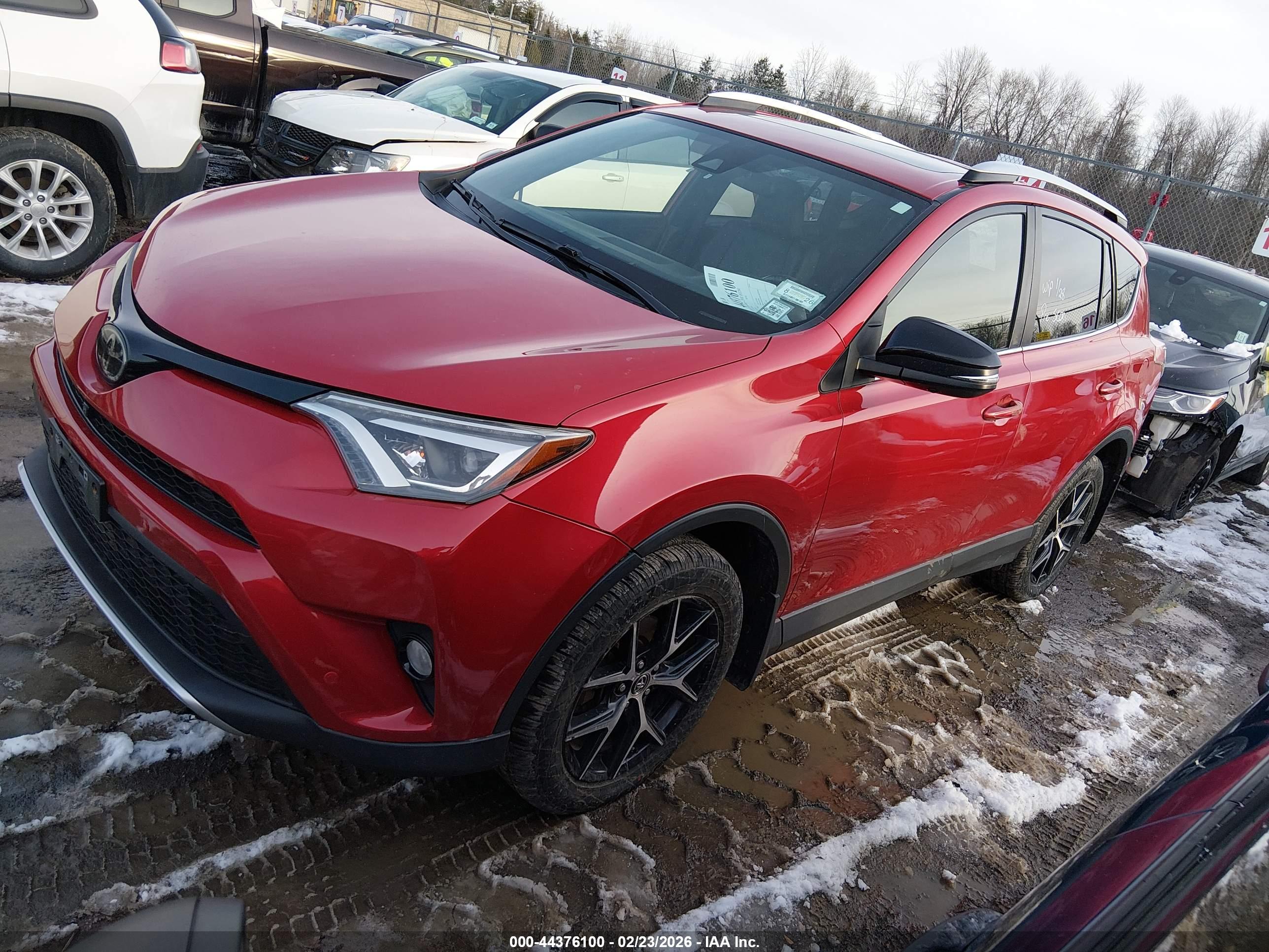 TOYOTA RAV4 image 2