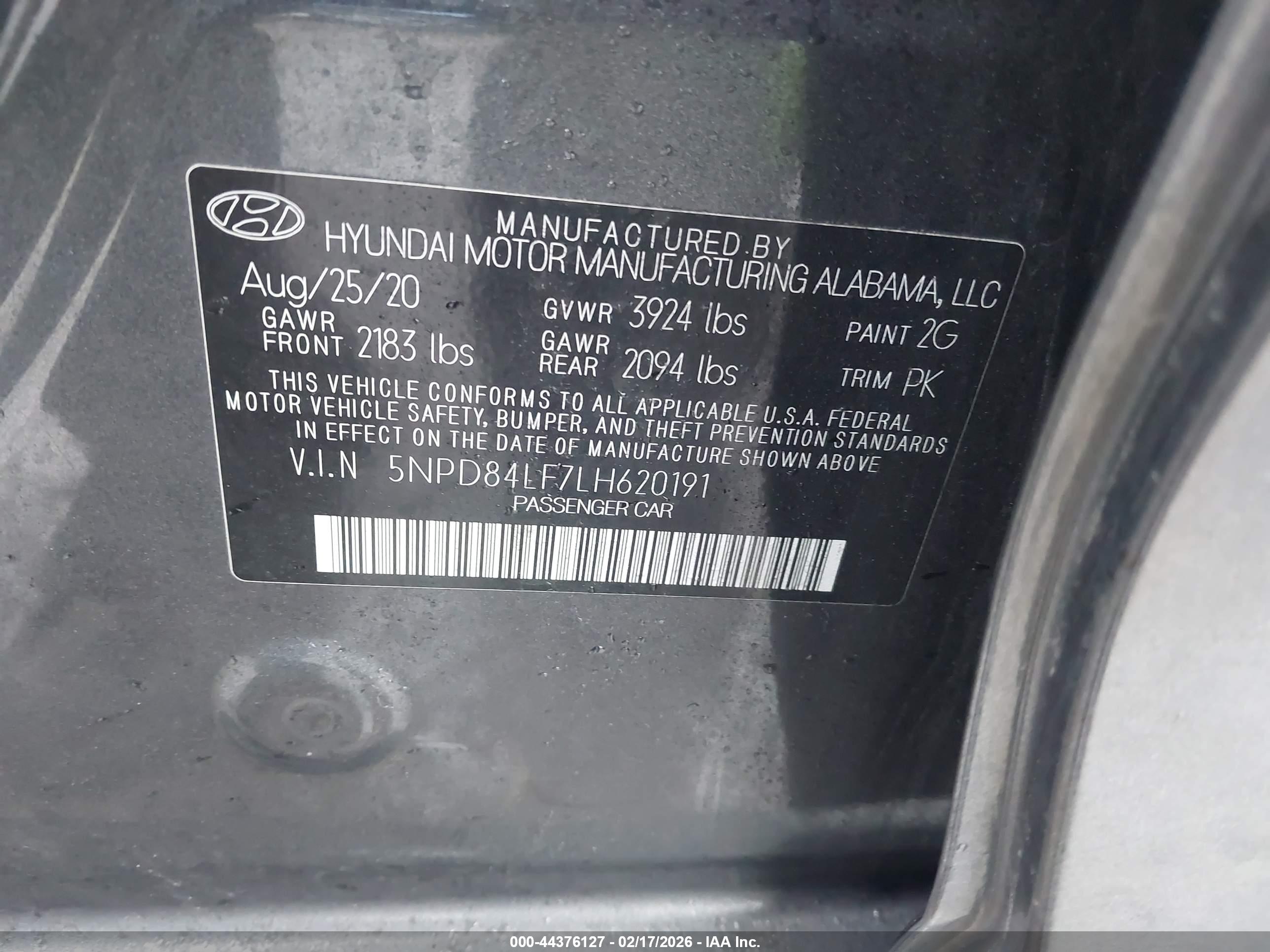 HYUNDAI ELANTRA image 9