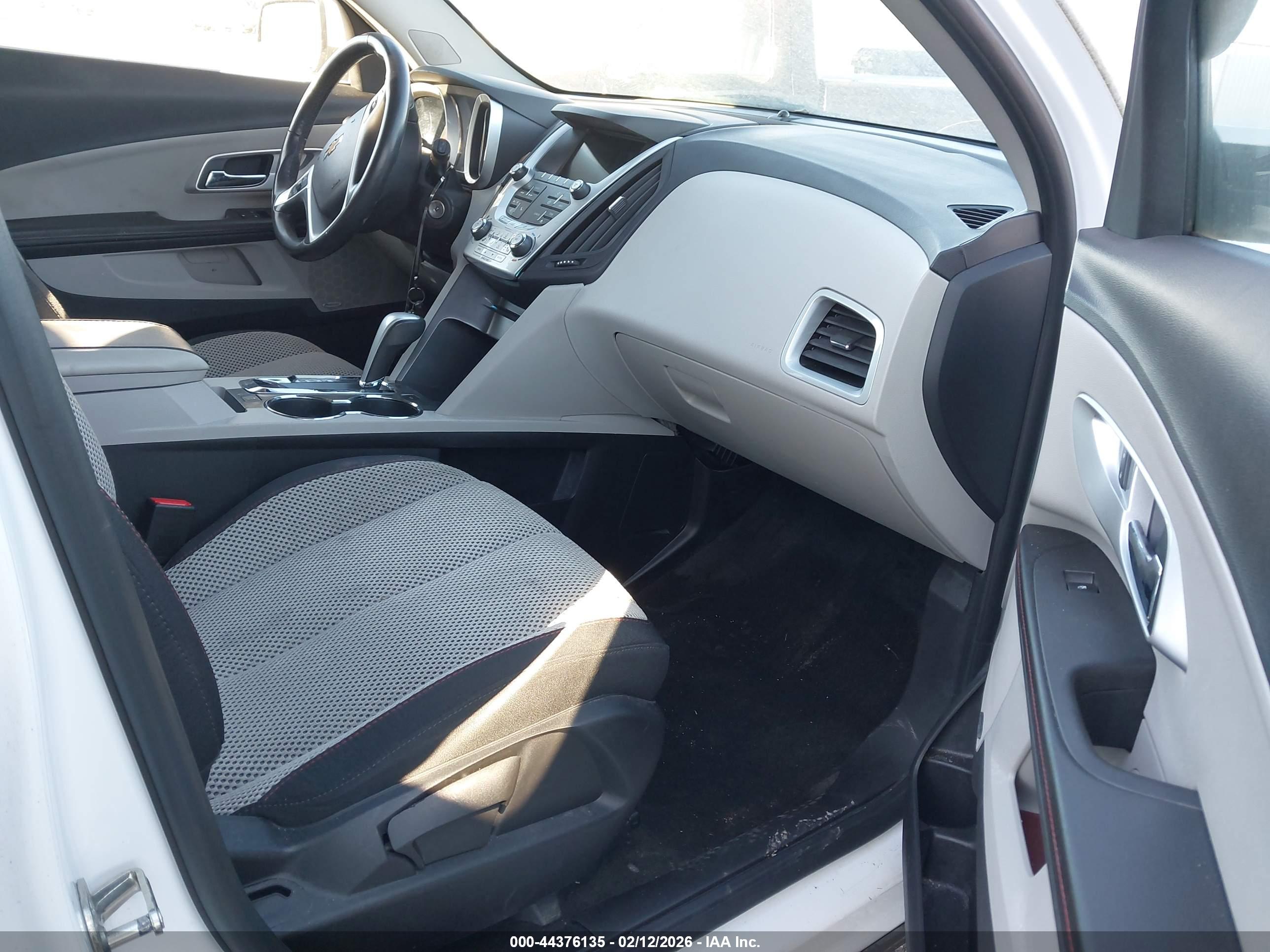CHEVROLET EQUINOX image 5