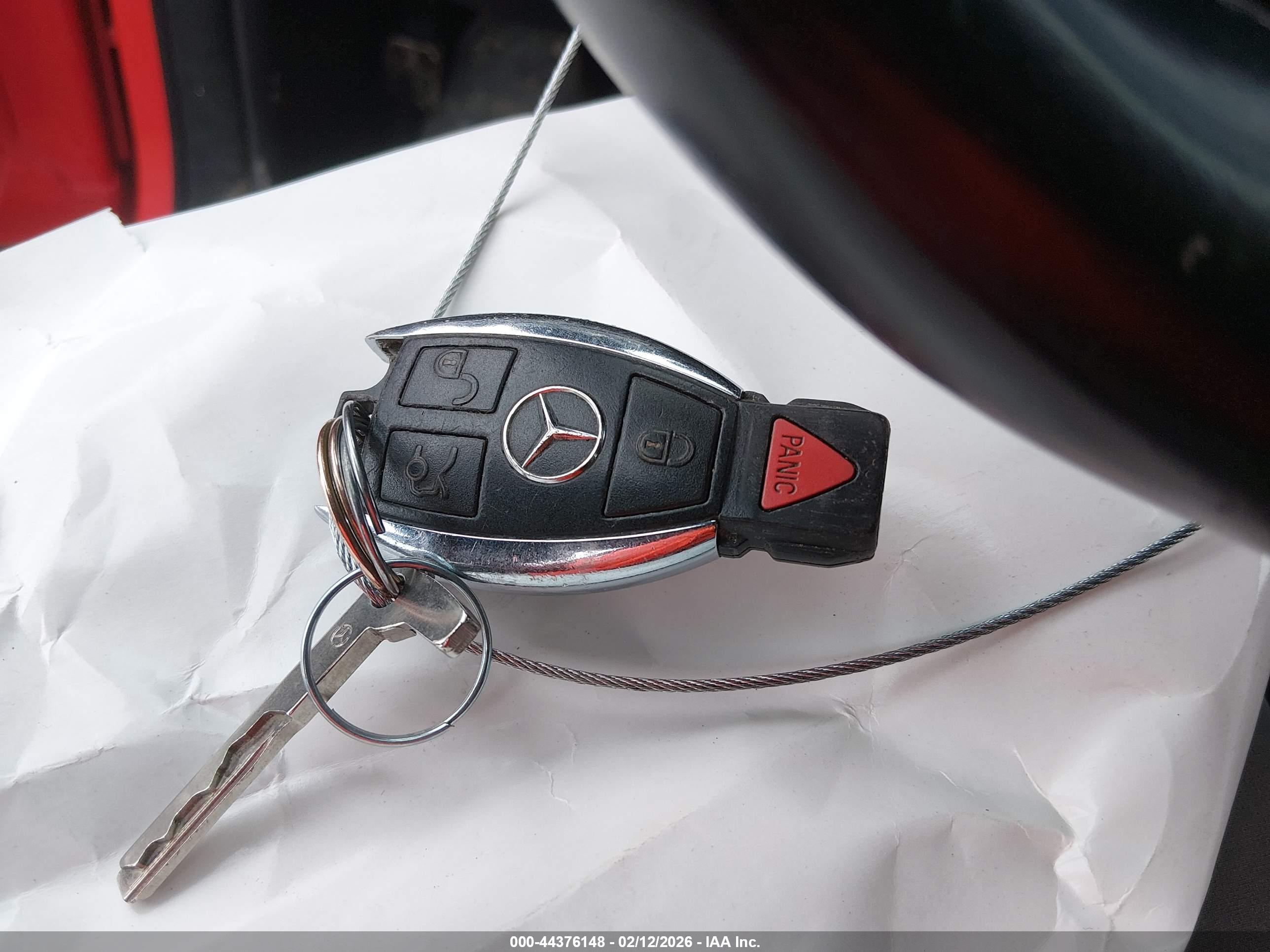 MERCEDES-BENZ C image 11