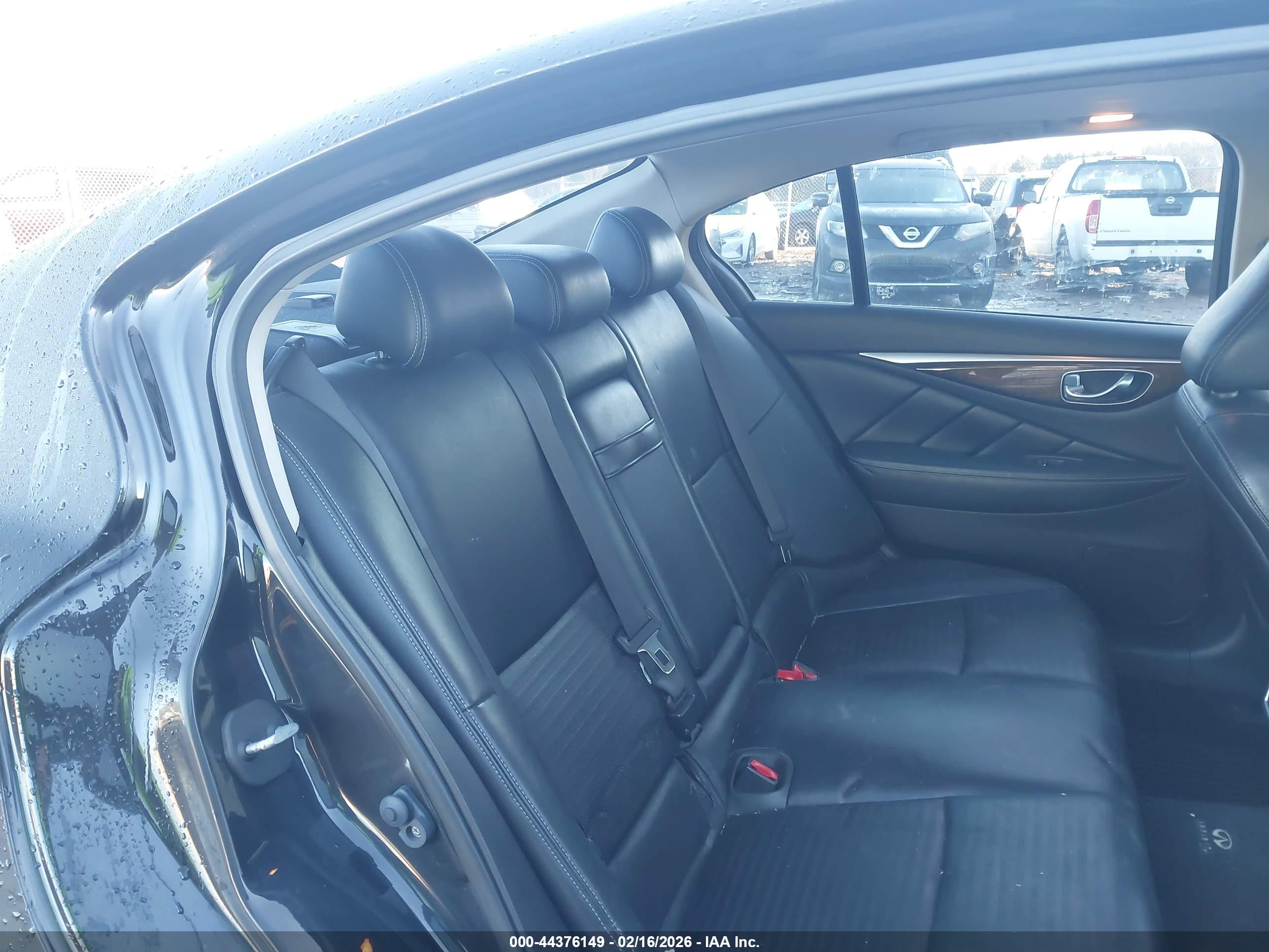 INFINITI Q50 image 8