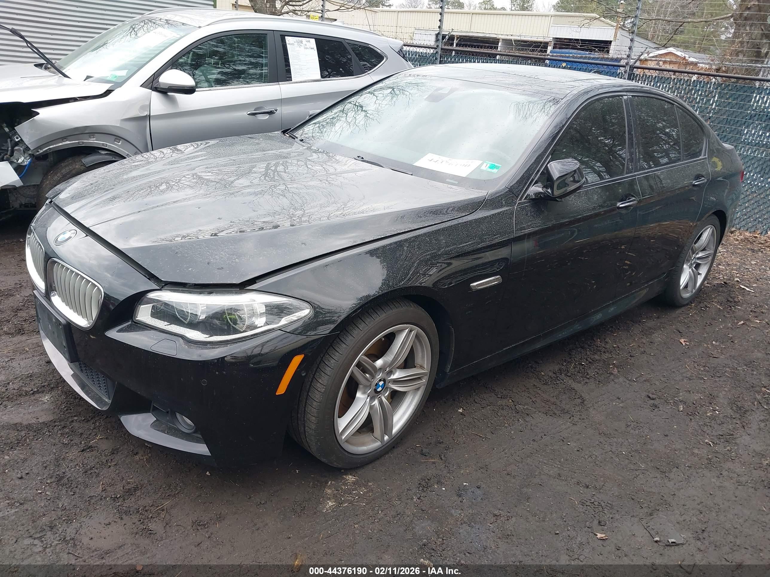 BMW 550I image 2