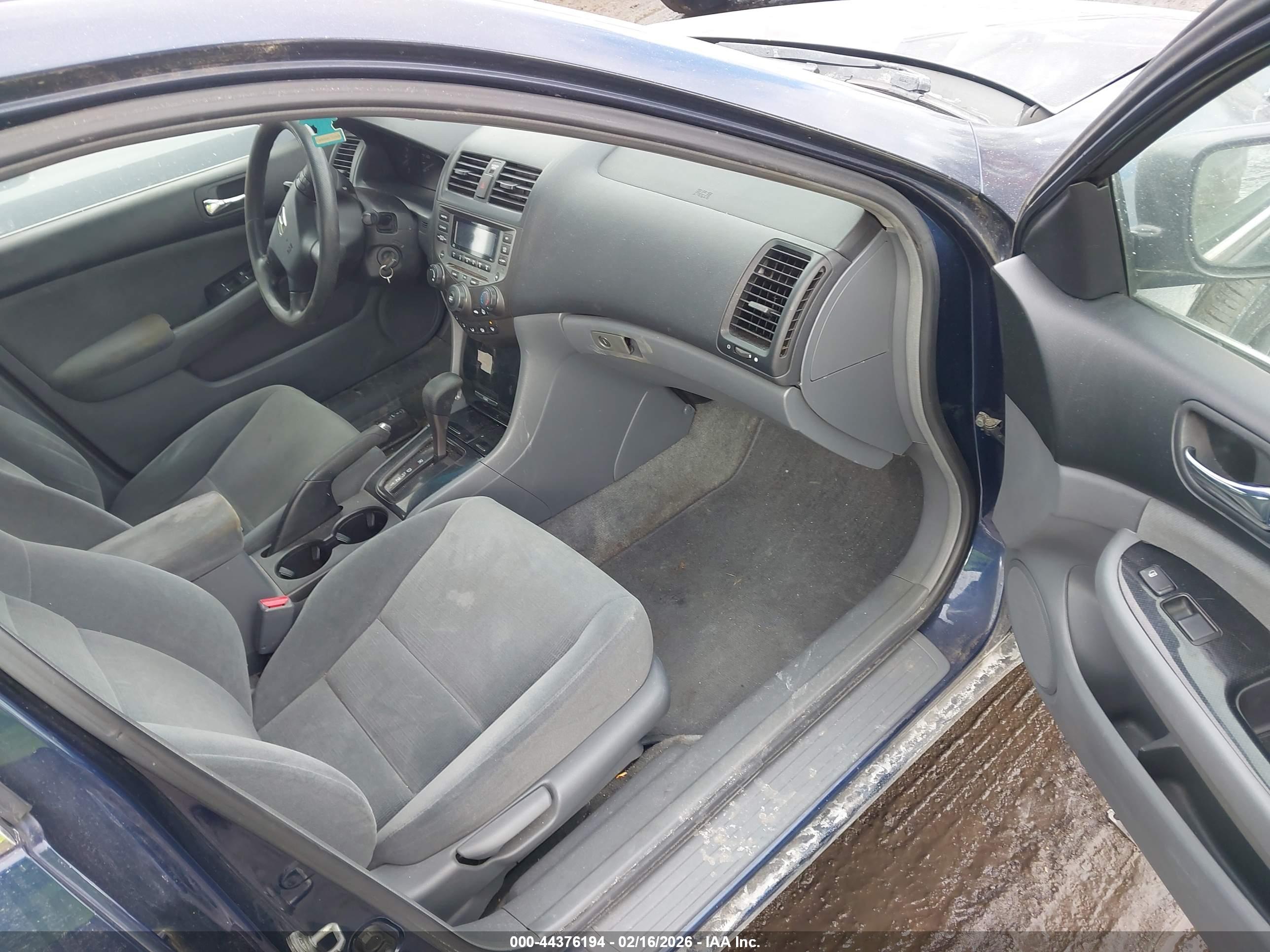 HONDA ACCORD image 5