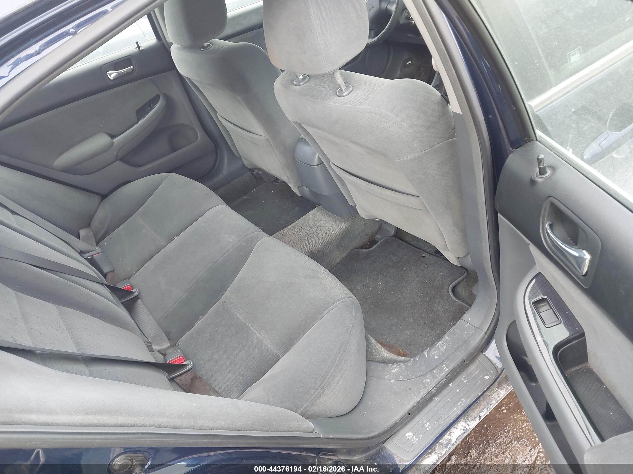 HONDA ACCORD image 8