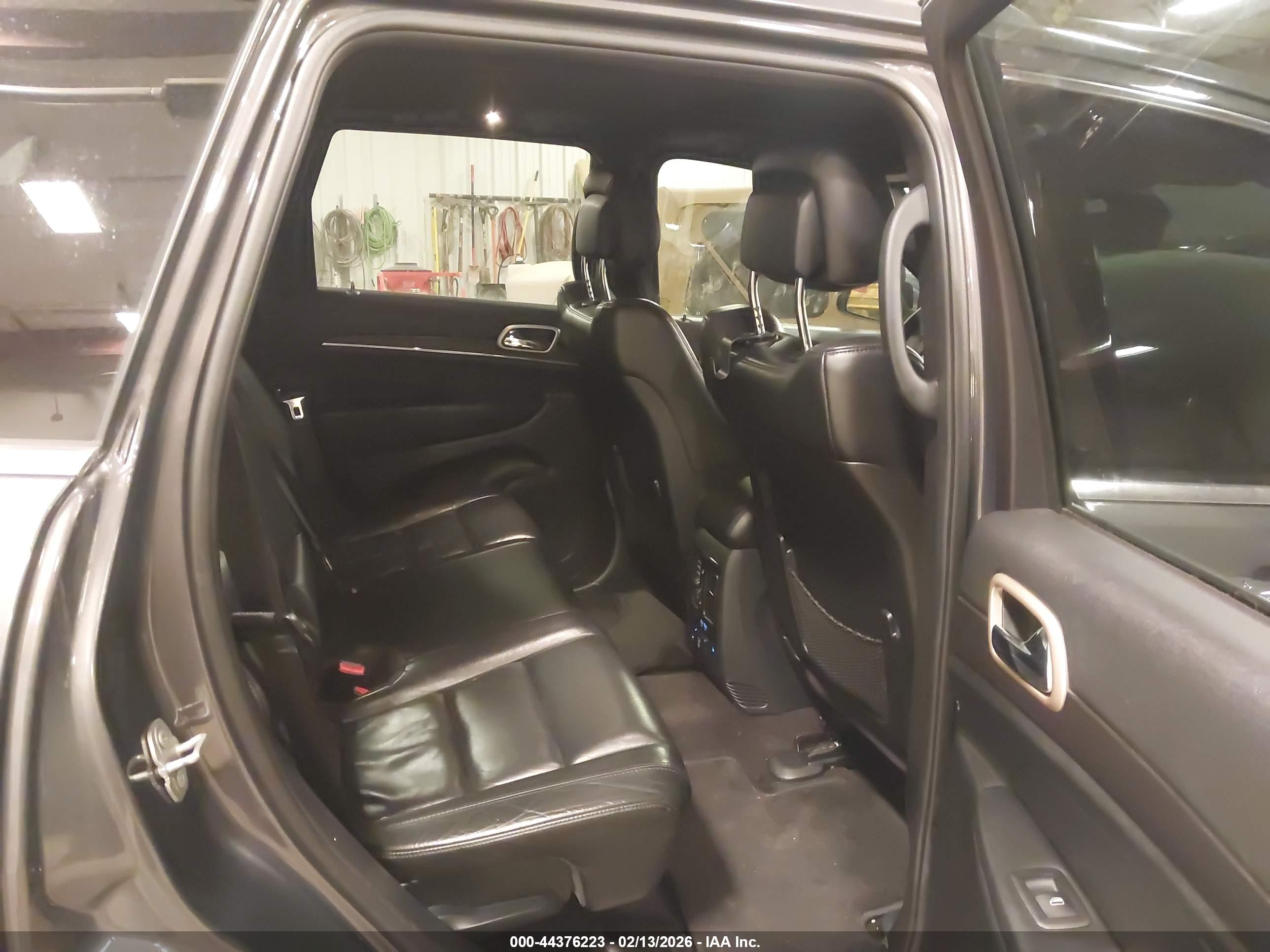 JEEP GRAND image 8