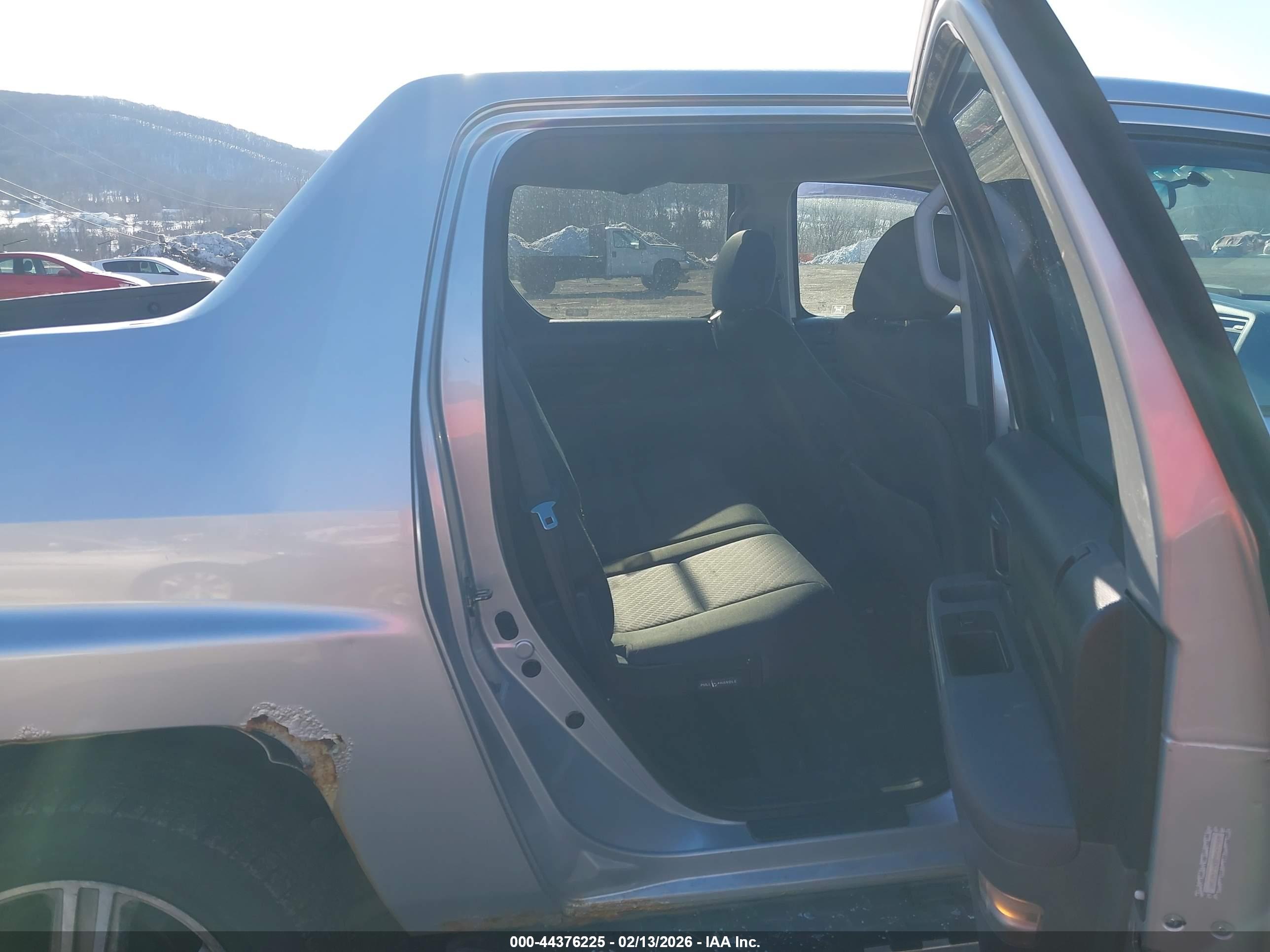 HONDA RIDGELINE image 8