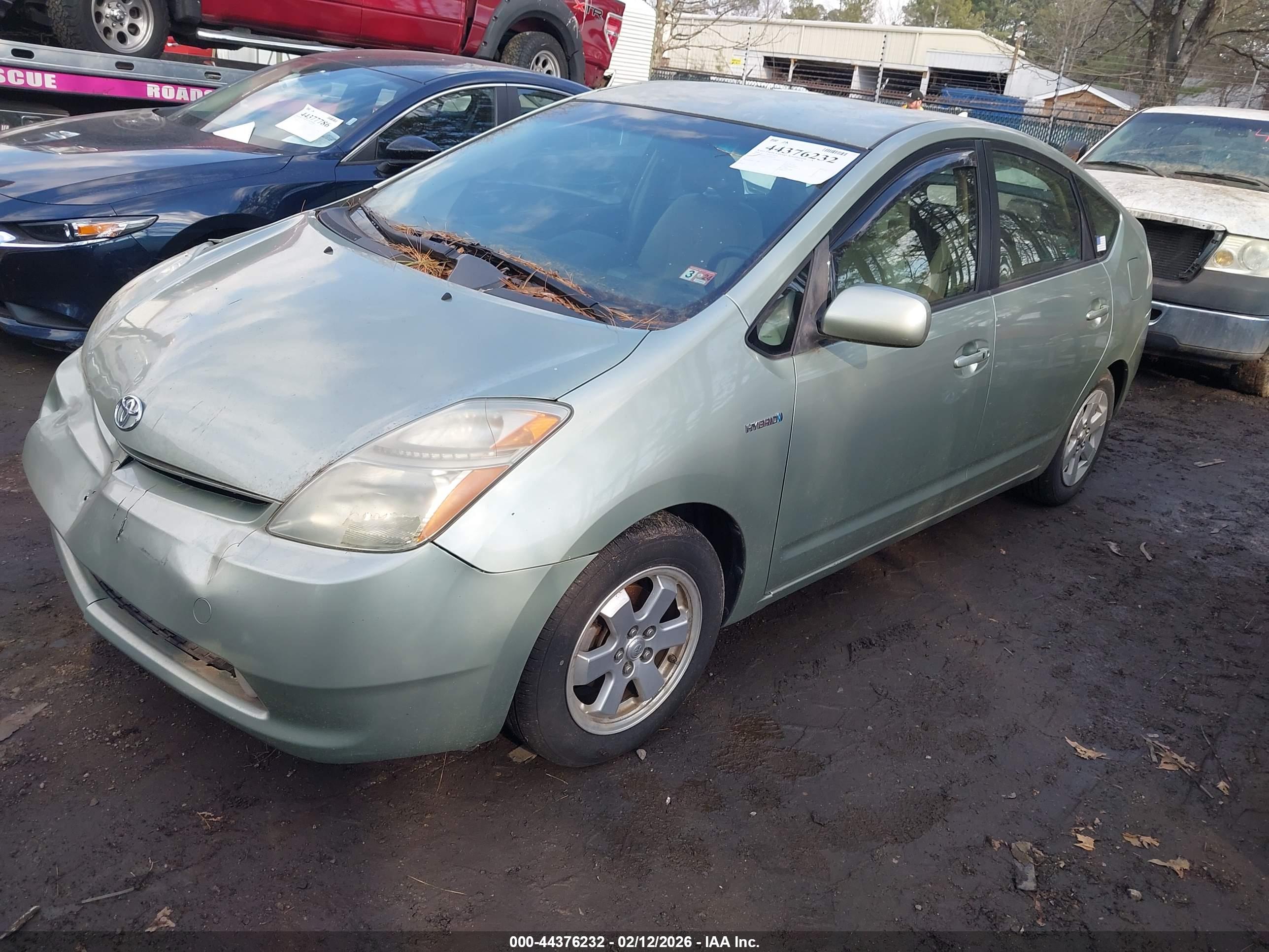 TOYOTA PRIUS image 2