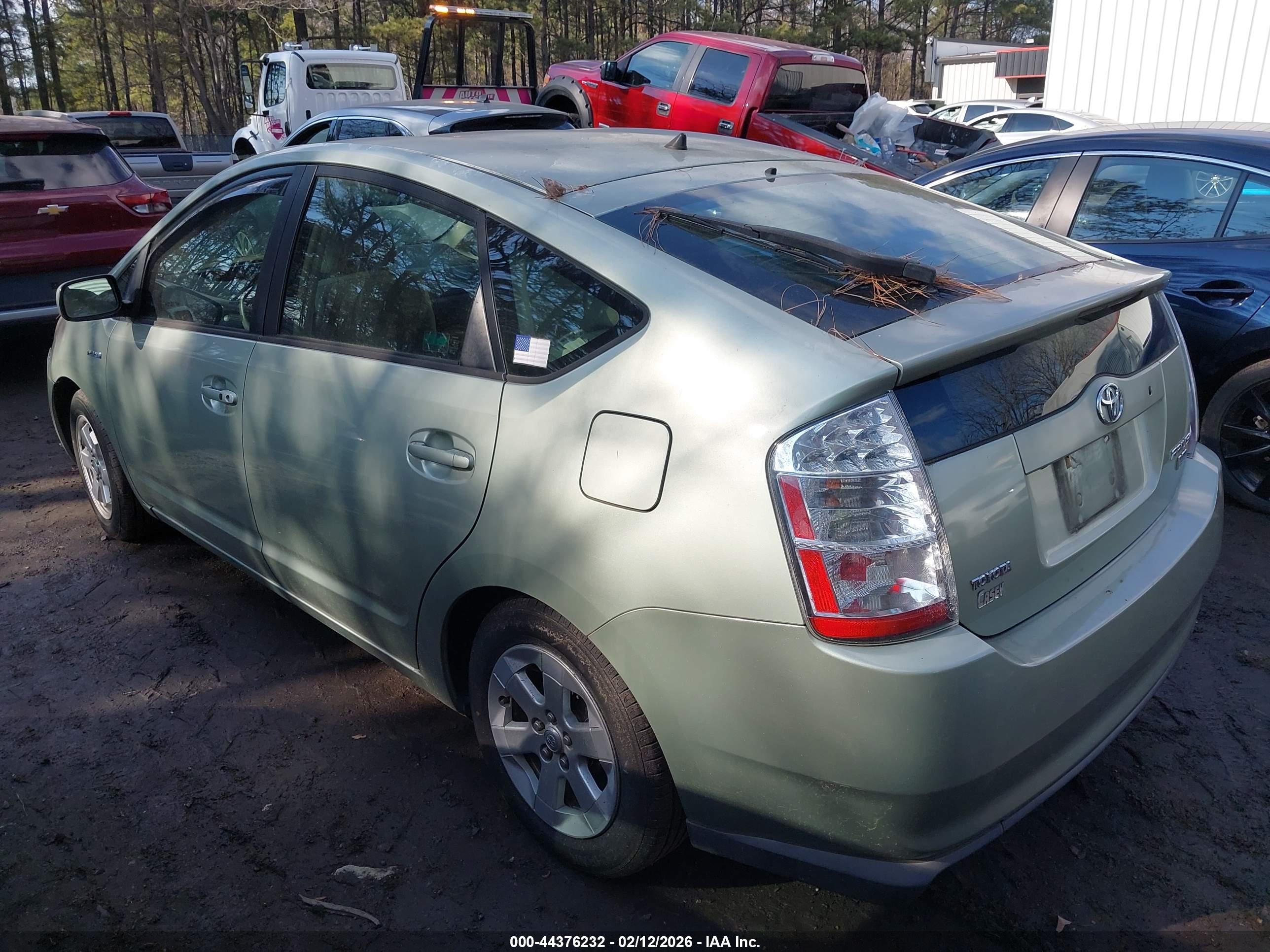 TOYOTA PRIUS image 3