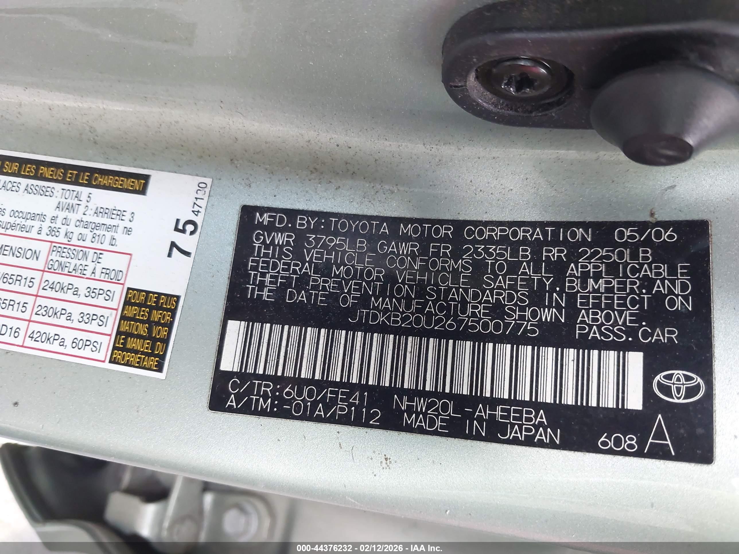 TOYOTA PRIUS image 9