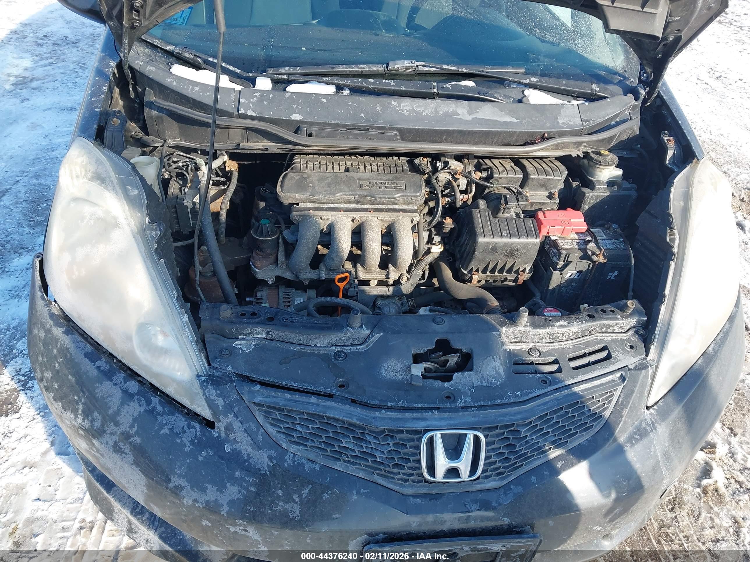 HONDA FIT image 10