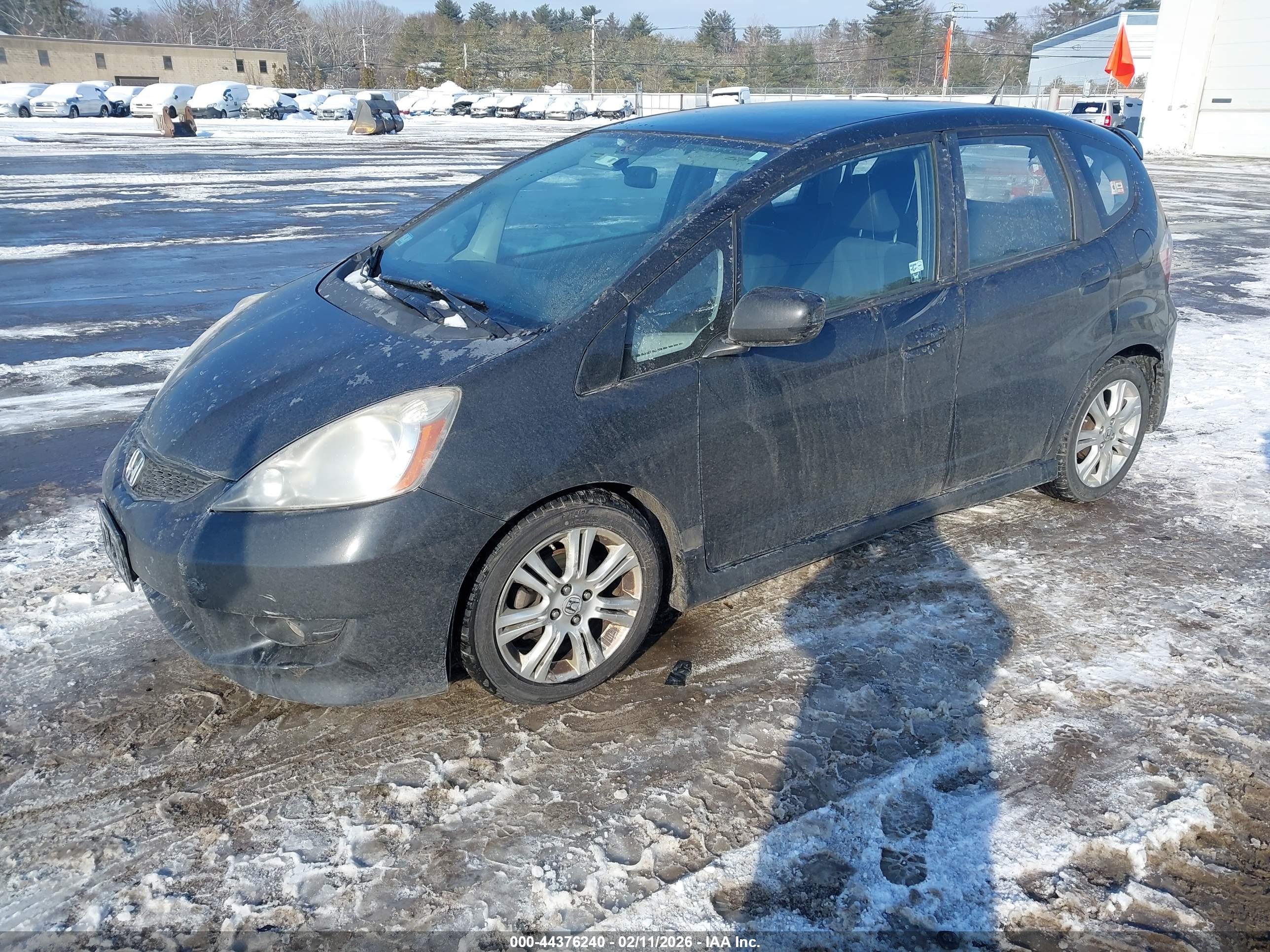 HONDA FIT image 2