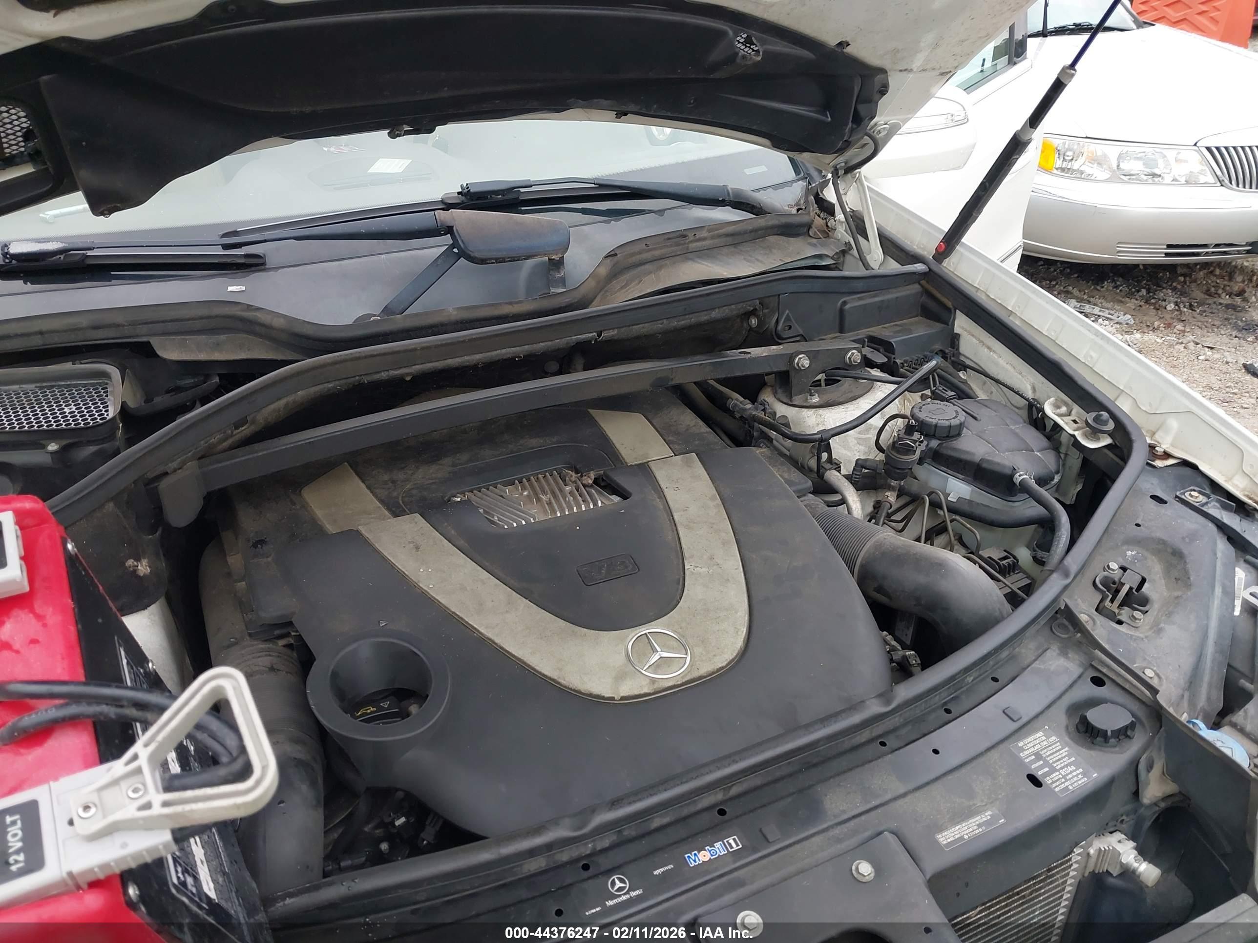 MERCEDES-BENZ GL image 10