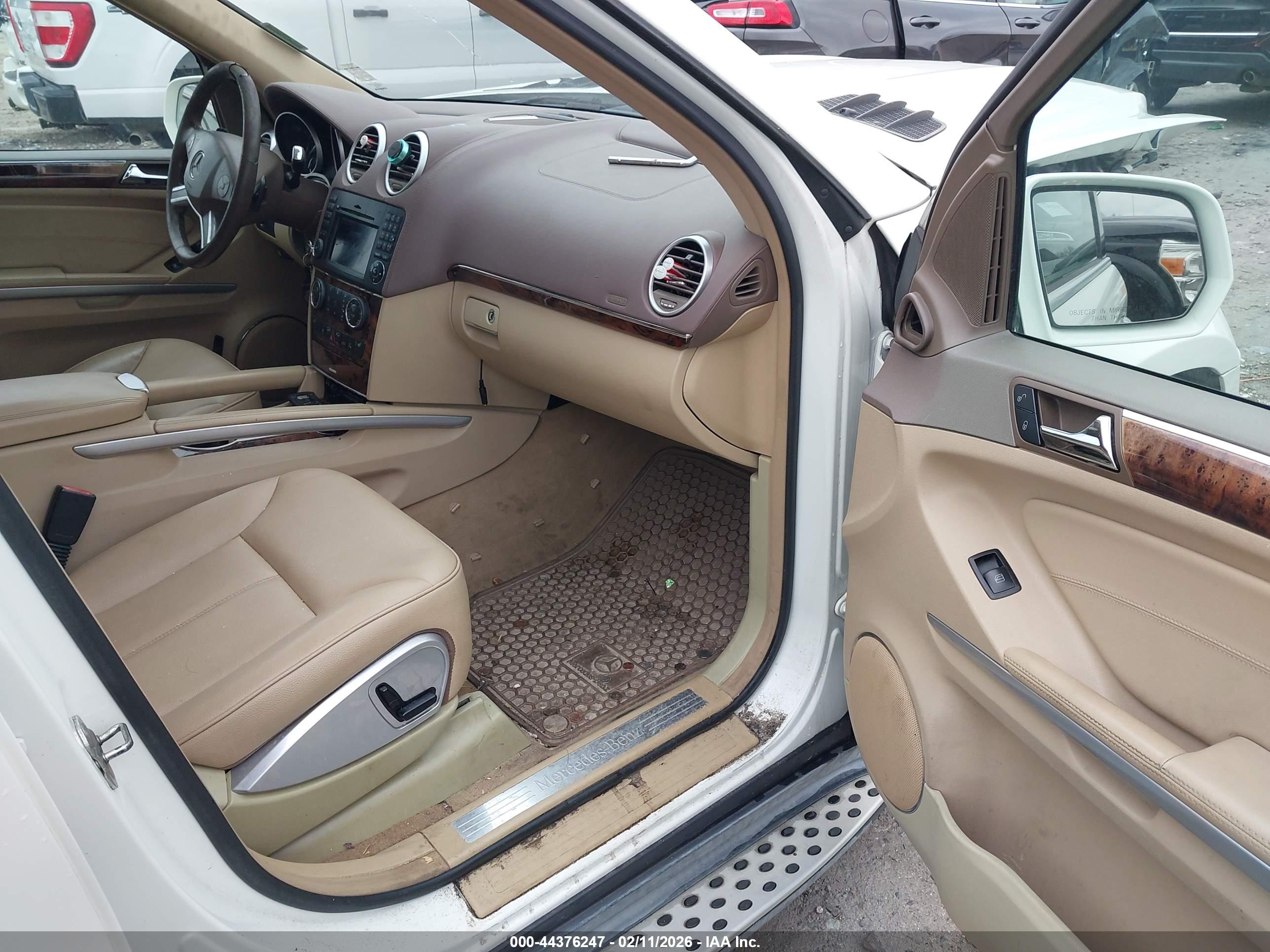 MERCEDES-BENZ GL image 5