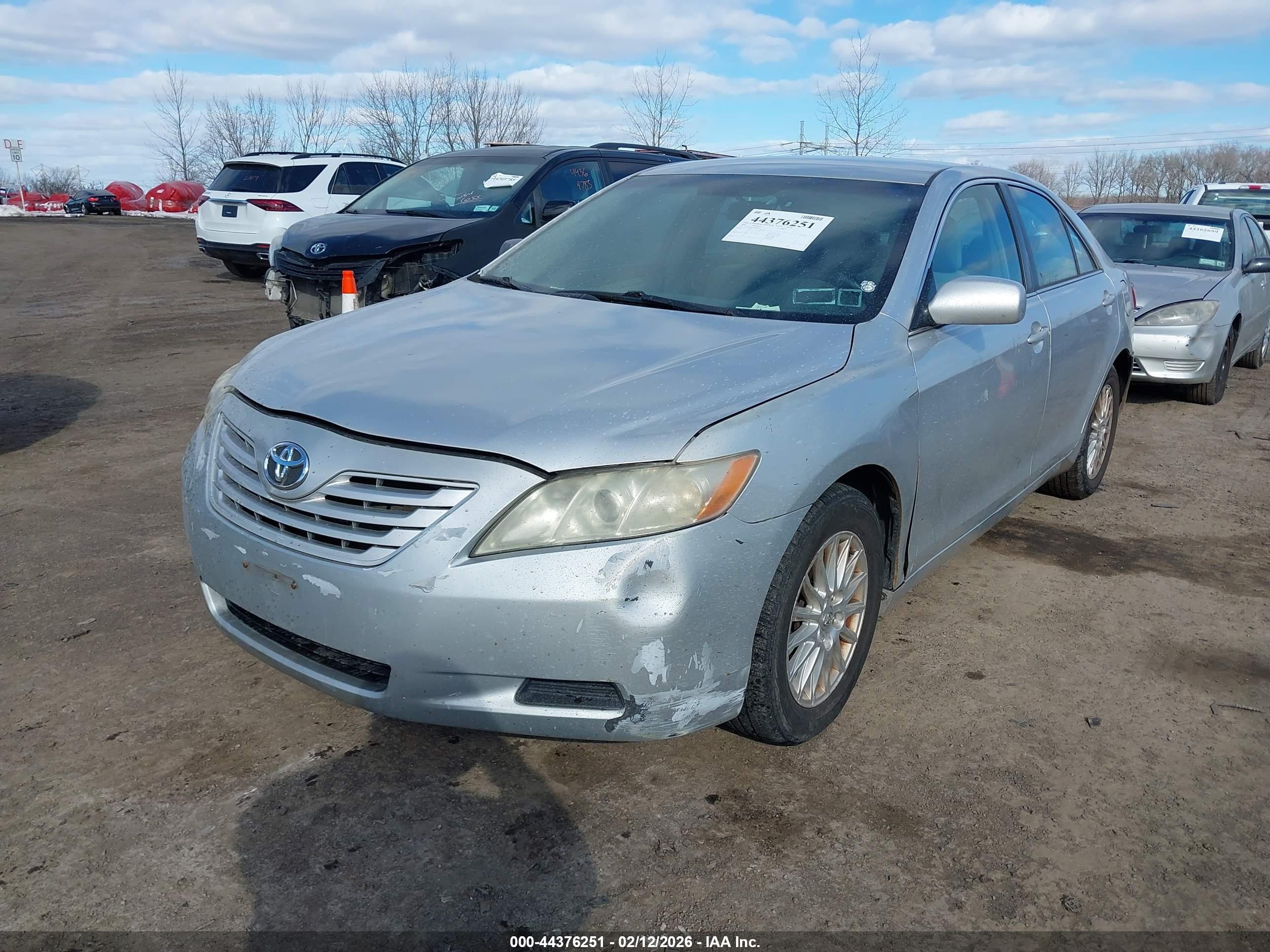 TOYOTA CAMRY image 6
