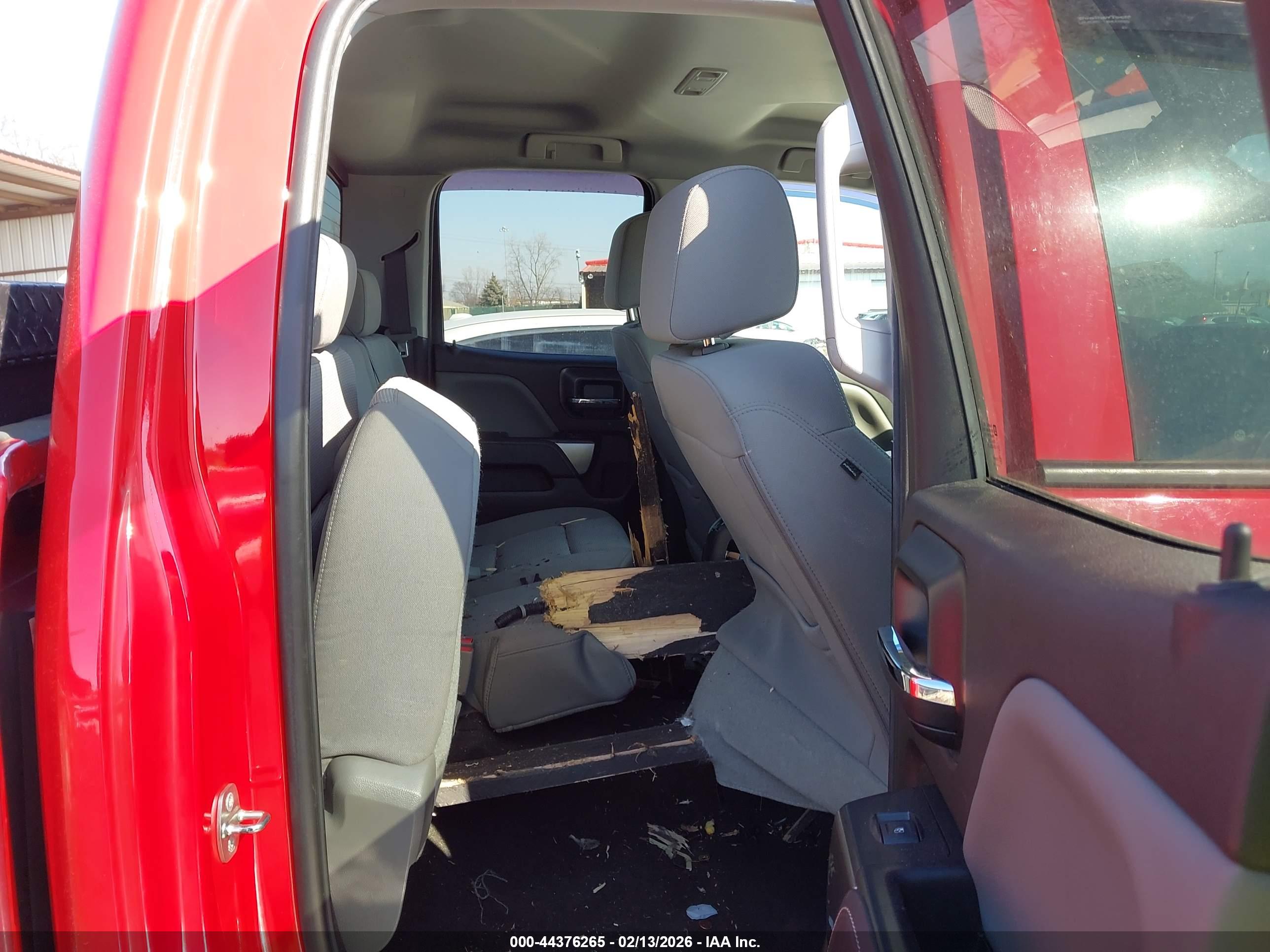 CHEVROLET SILVERADO image 8