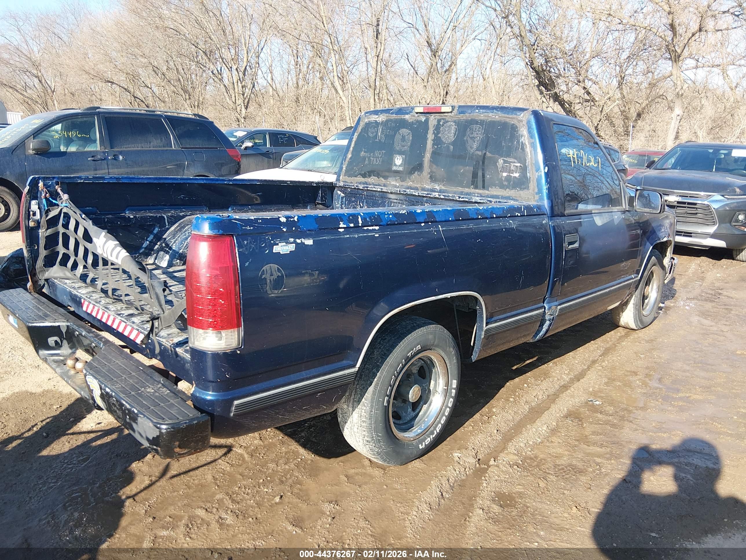 CHEVROLET GMT-400 image 4