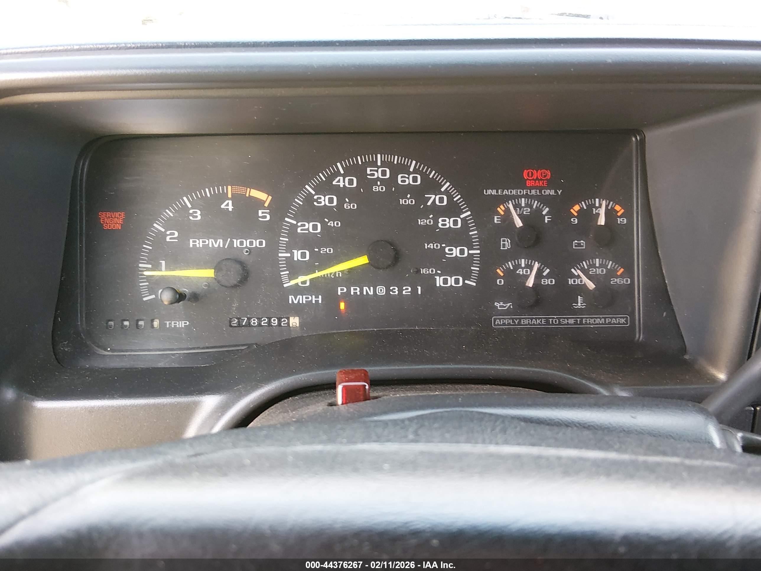 CHEVROLET GMT-400 image 7