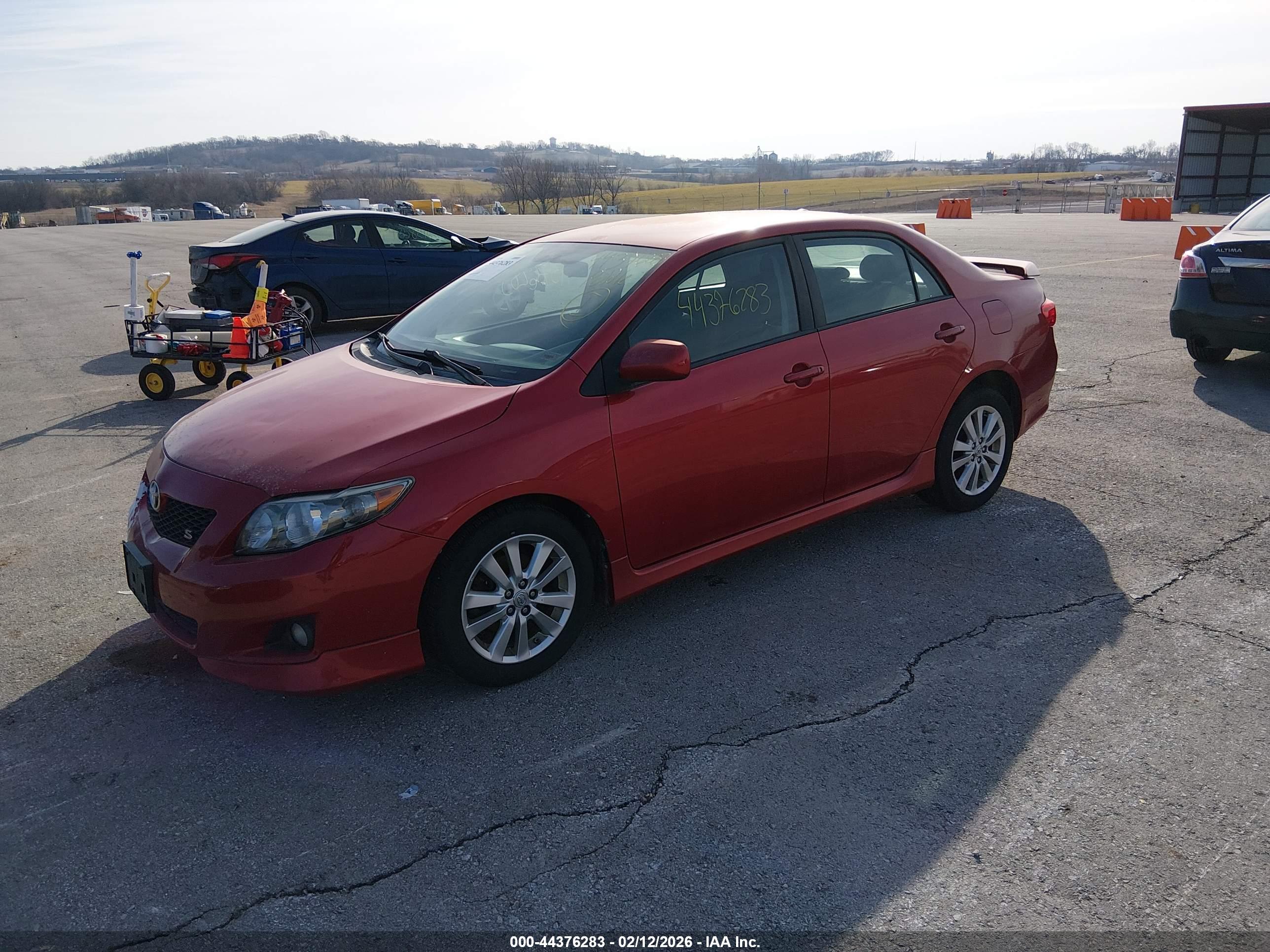 TOYOTA COROLLA image 2