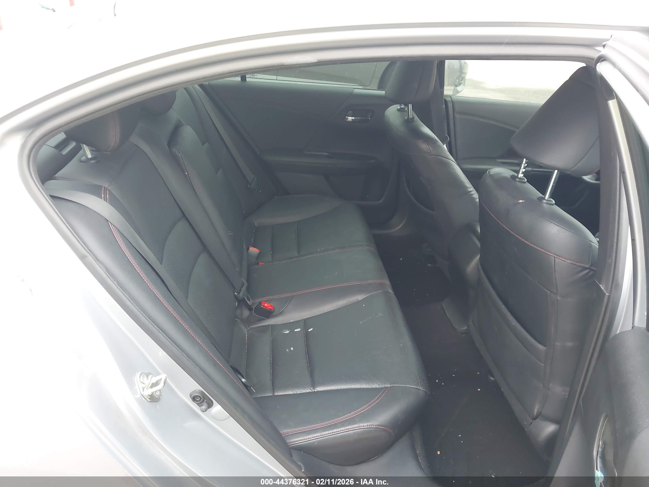 HONDA ACCORD image 8