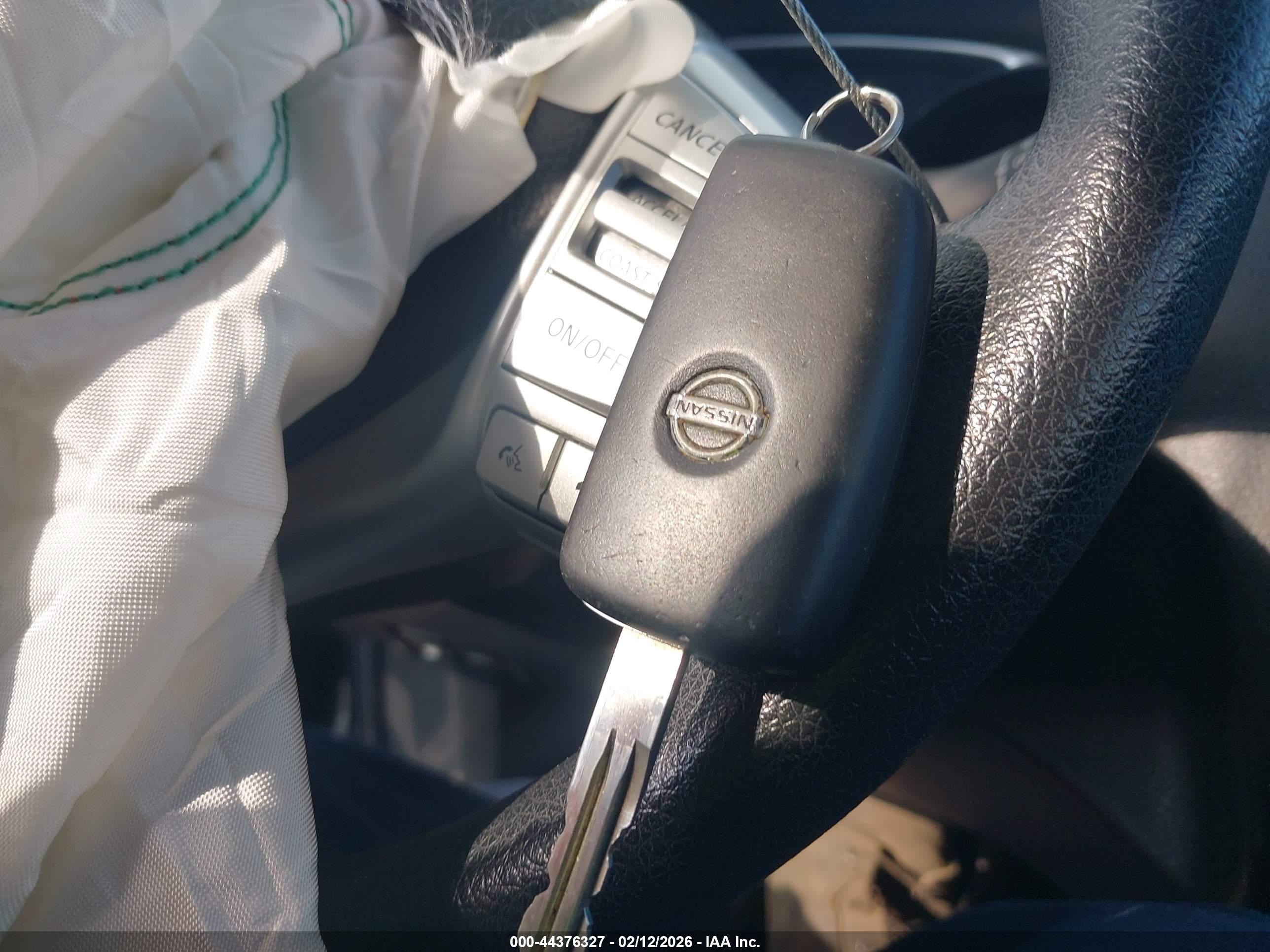 NISSAN ROGUE image 11