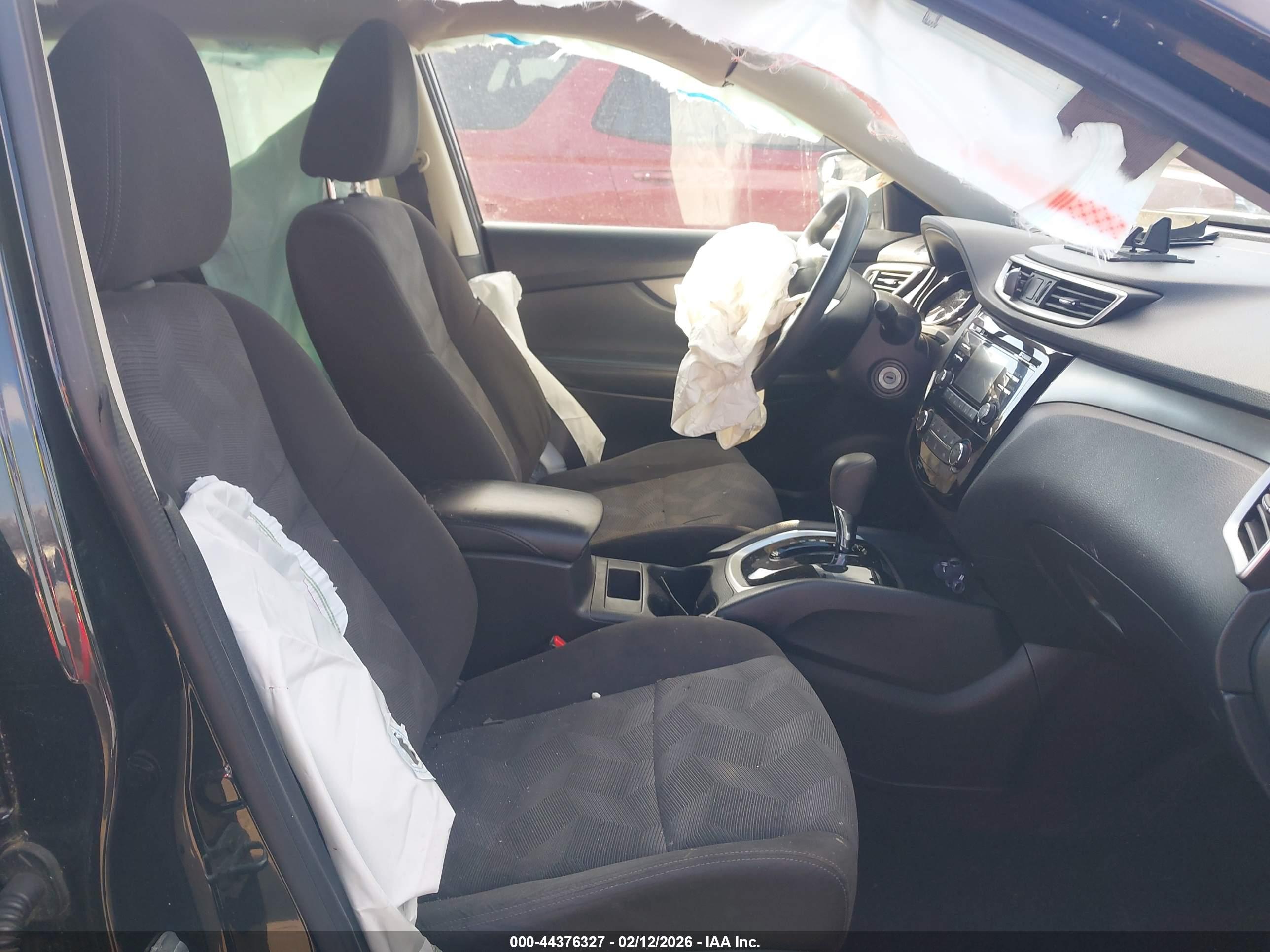 NISSAN ROGUE image 5