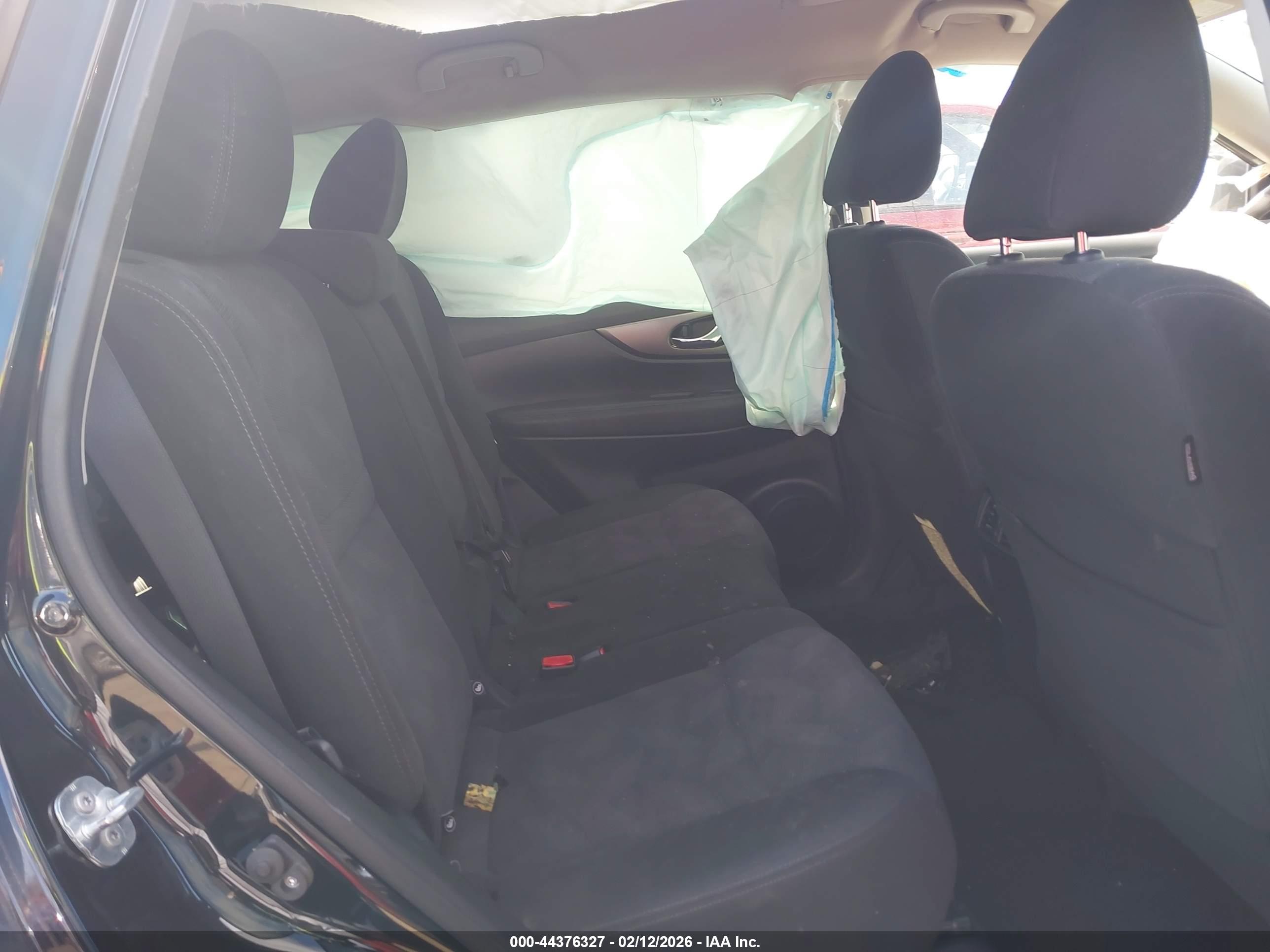 NISSAN ROGUE image 8