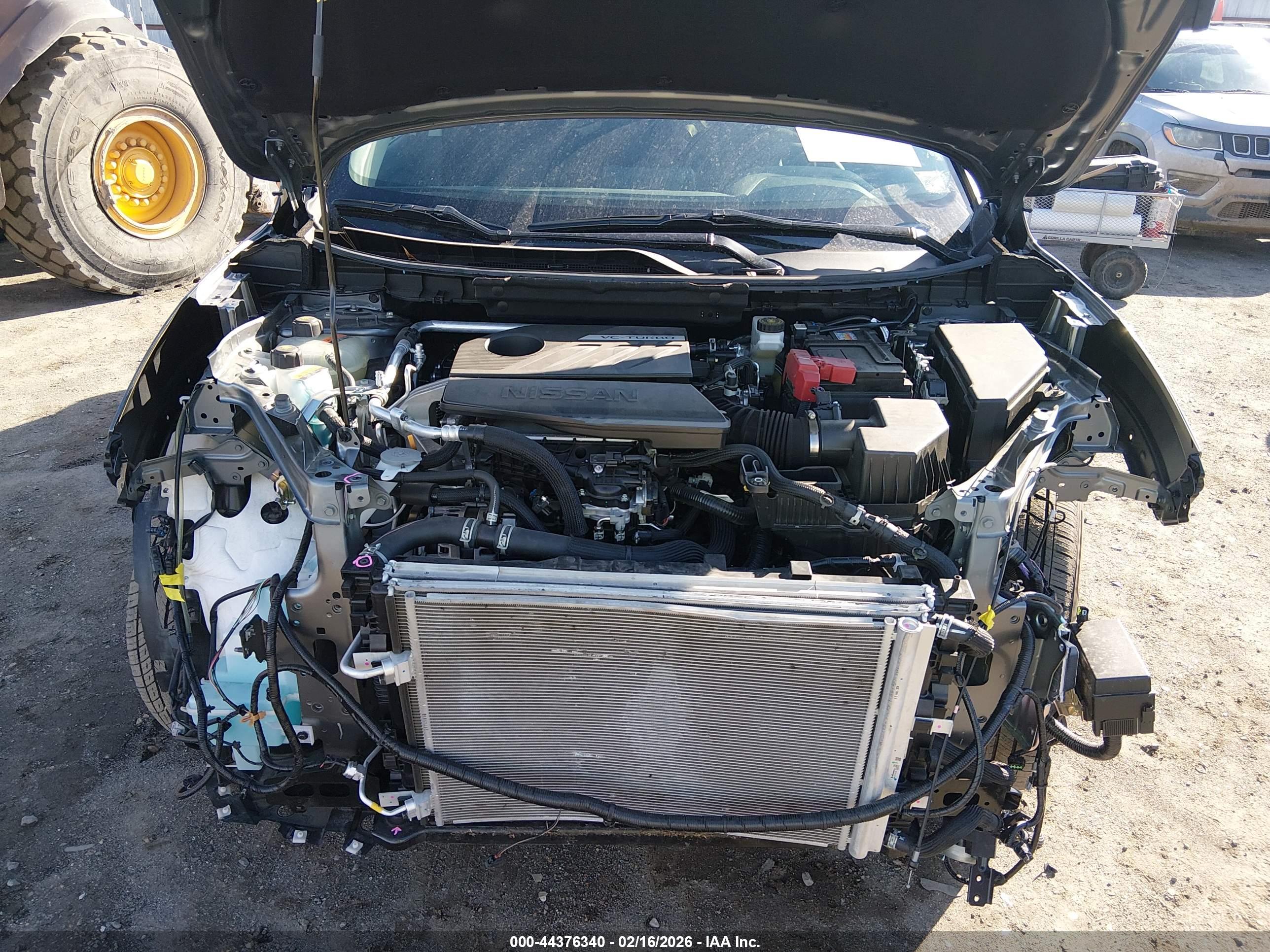 NISSAN ROGUE image 10