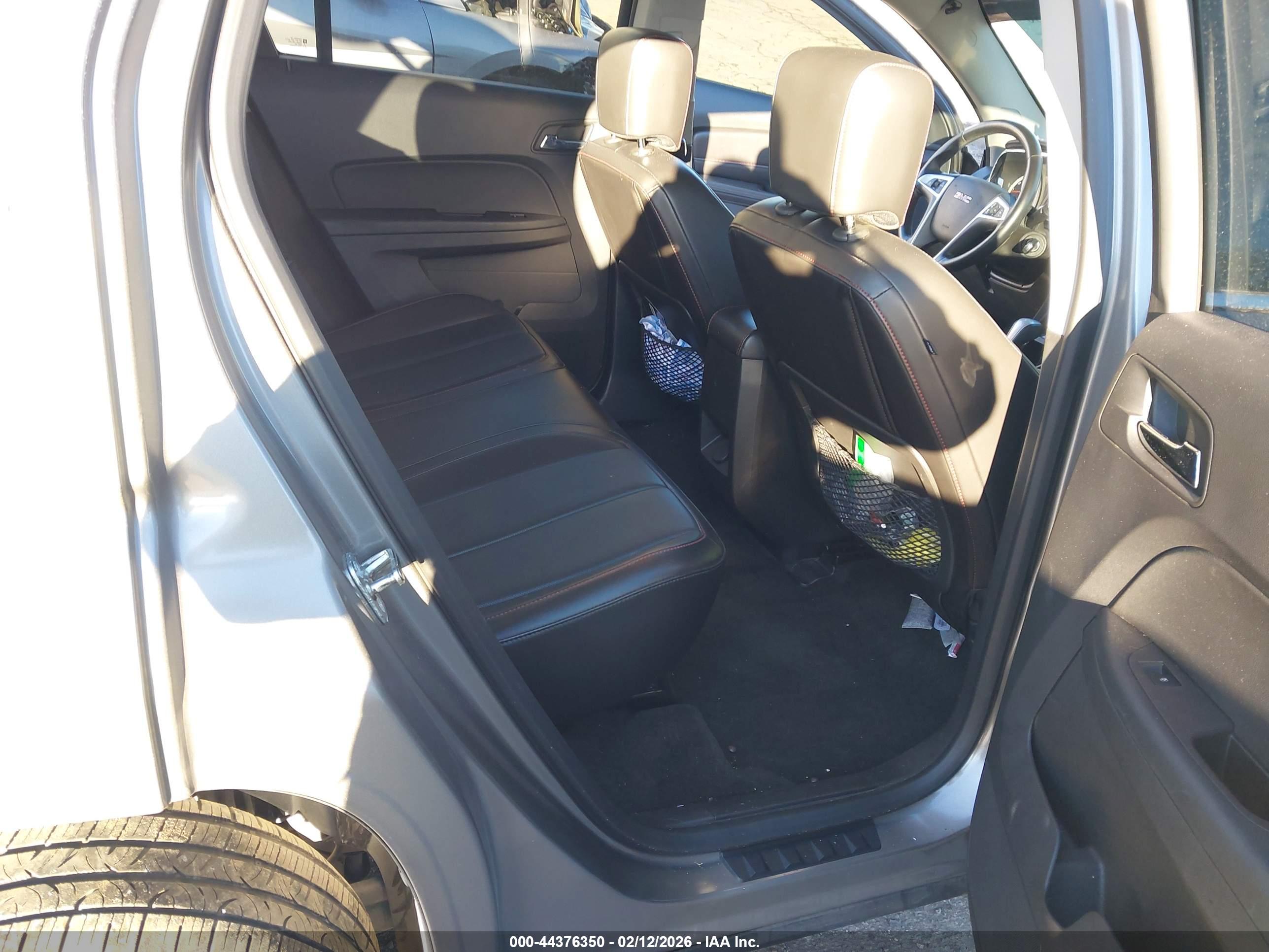 GMC TERRAIN image 8