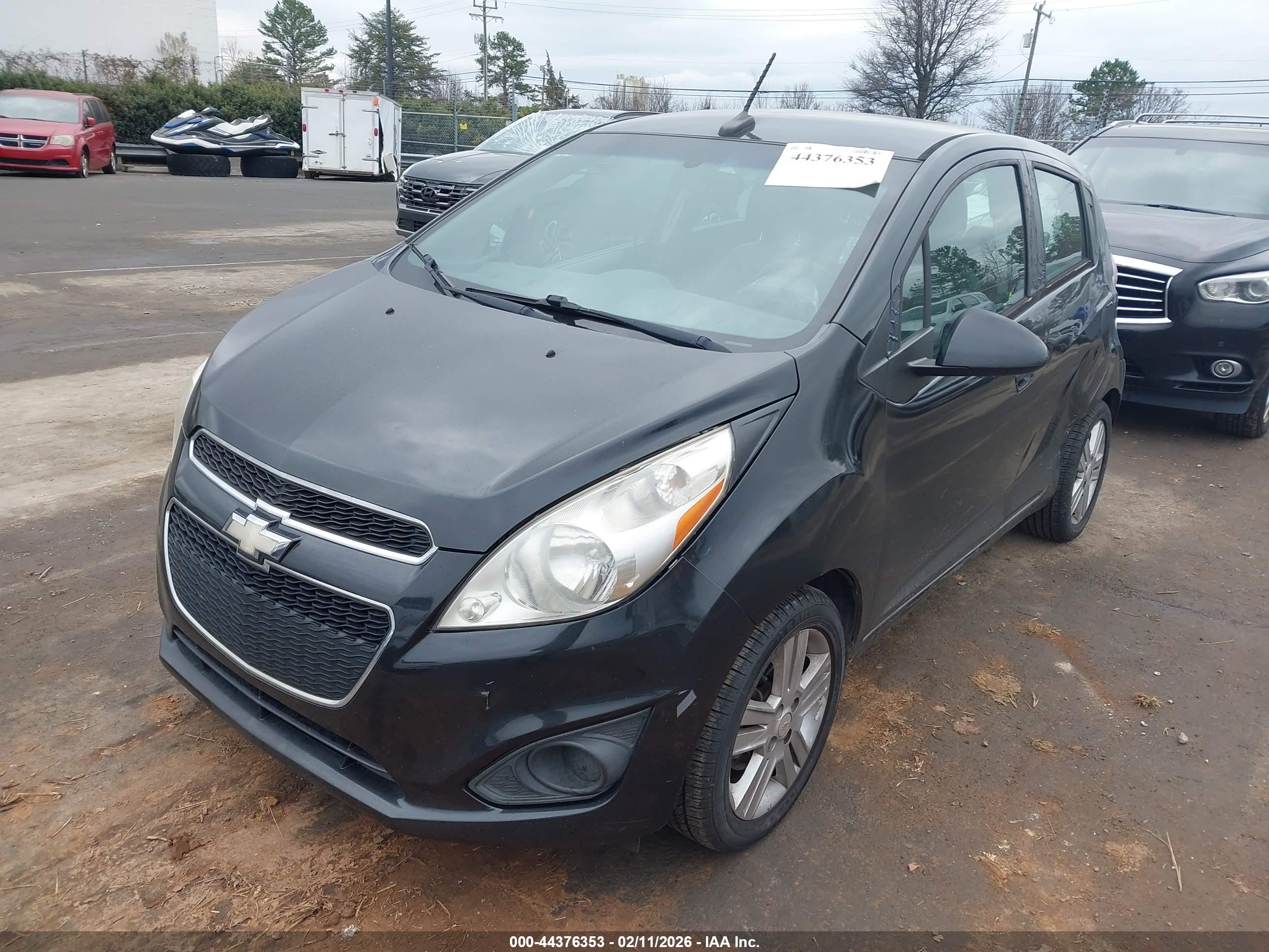 CHEVROLET SPARK image 2