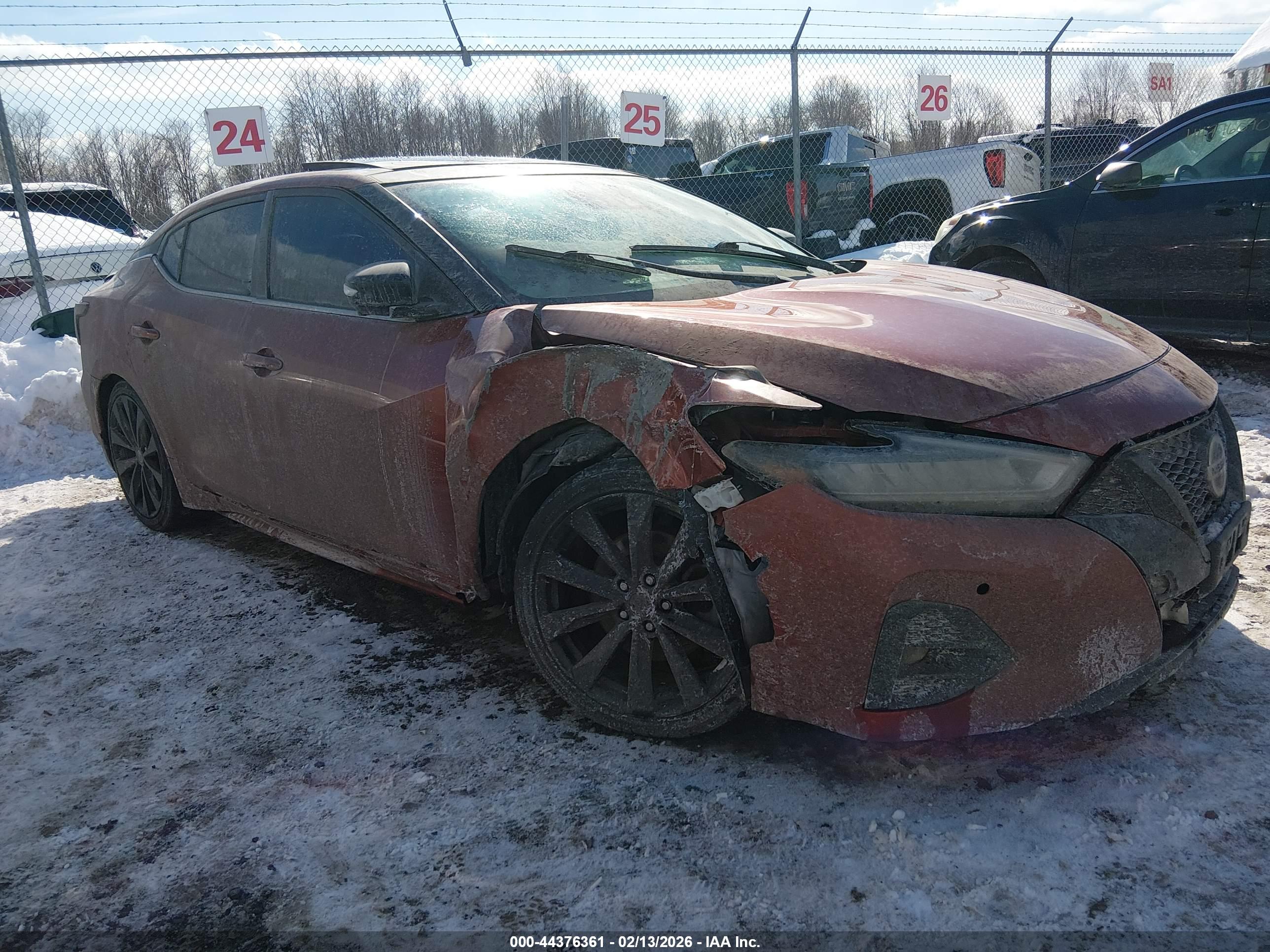 NISSAN MAXIMA image 6