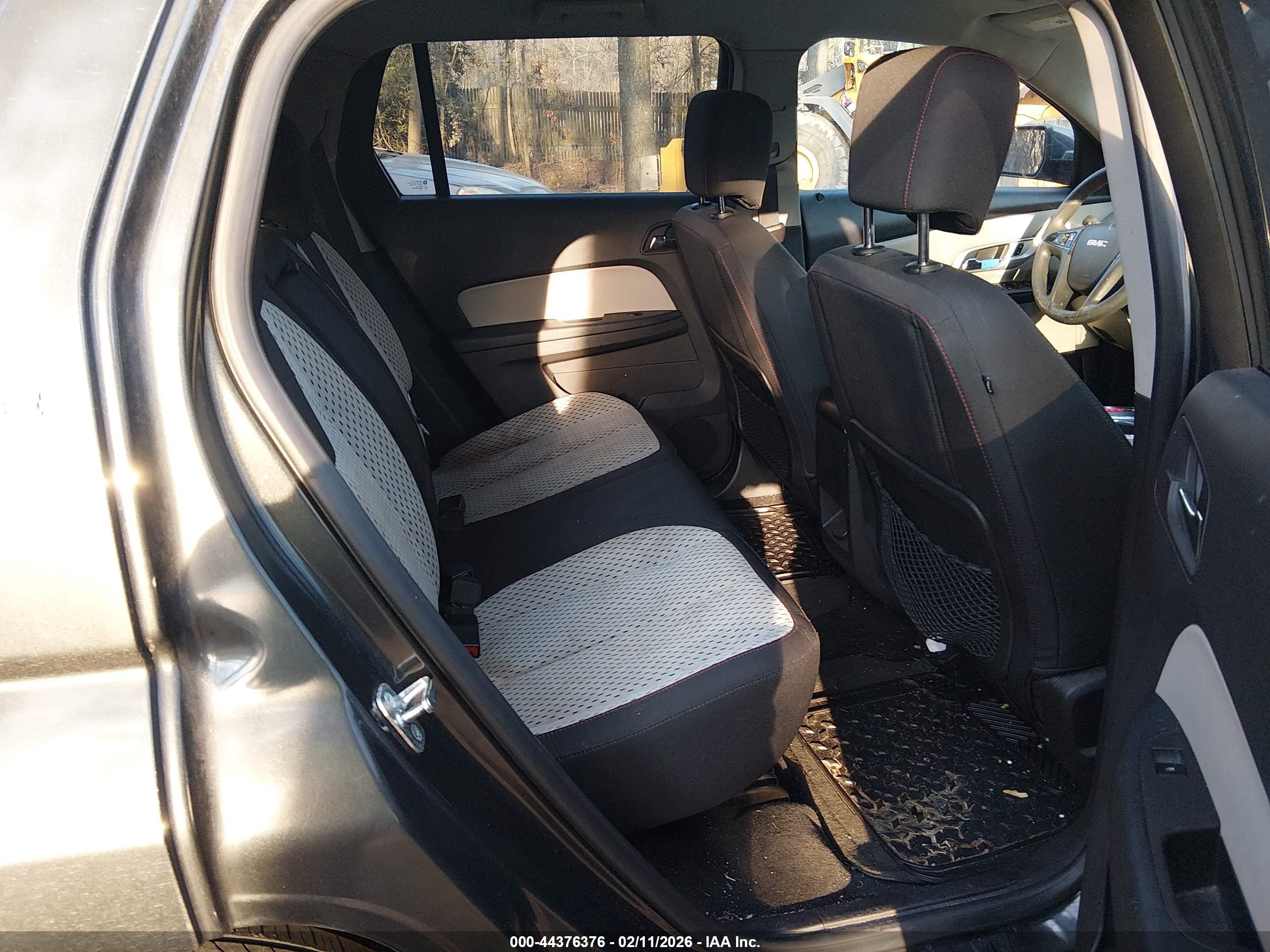 GMC TERRAIN image 8