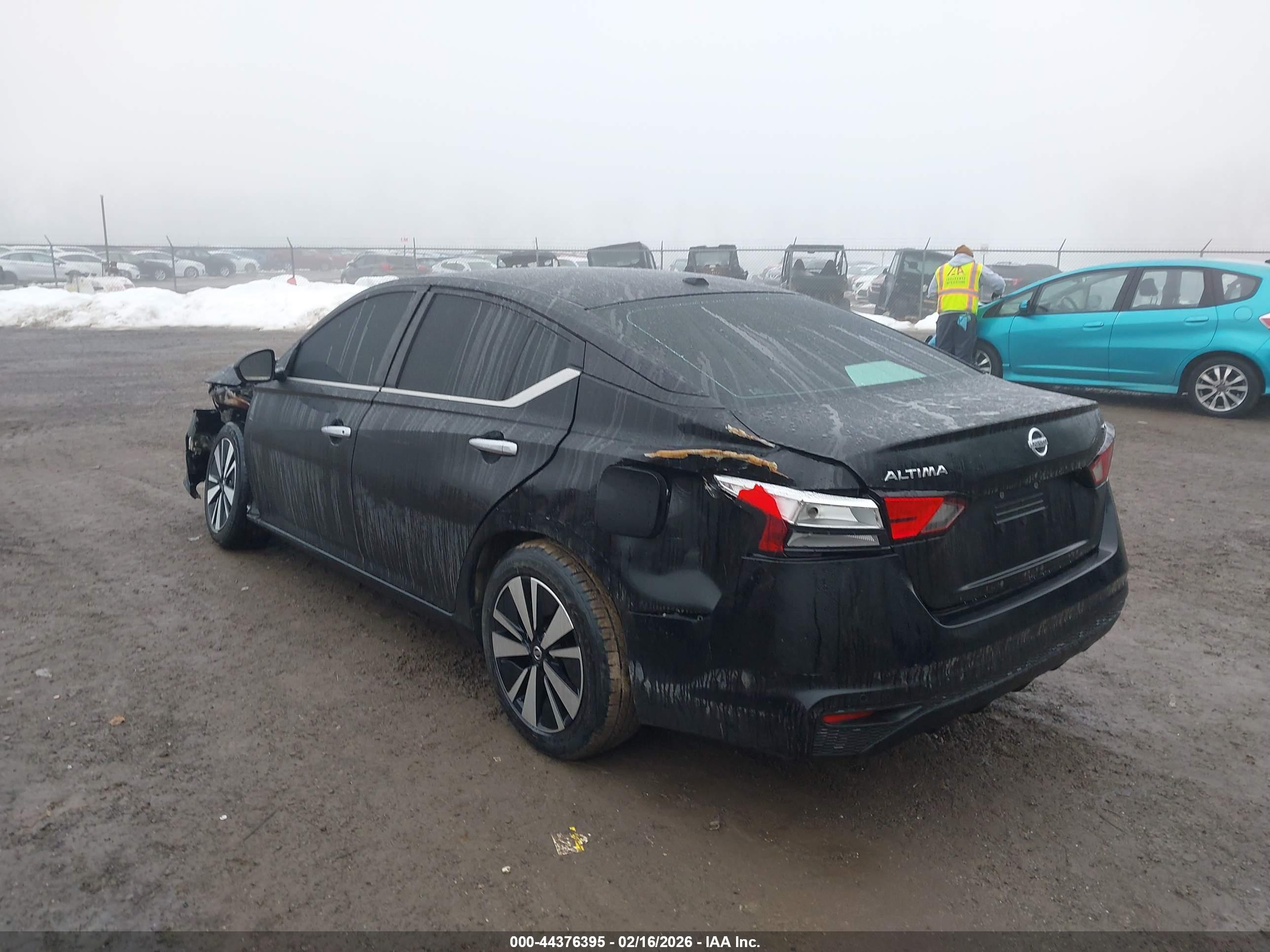 NISSAN ALTIMA image 3