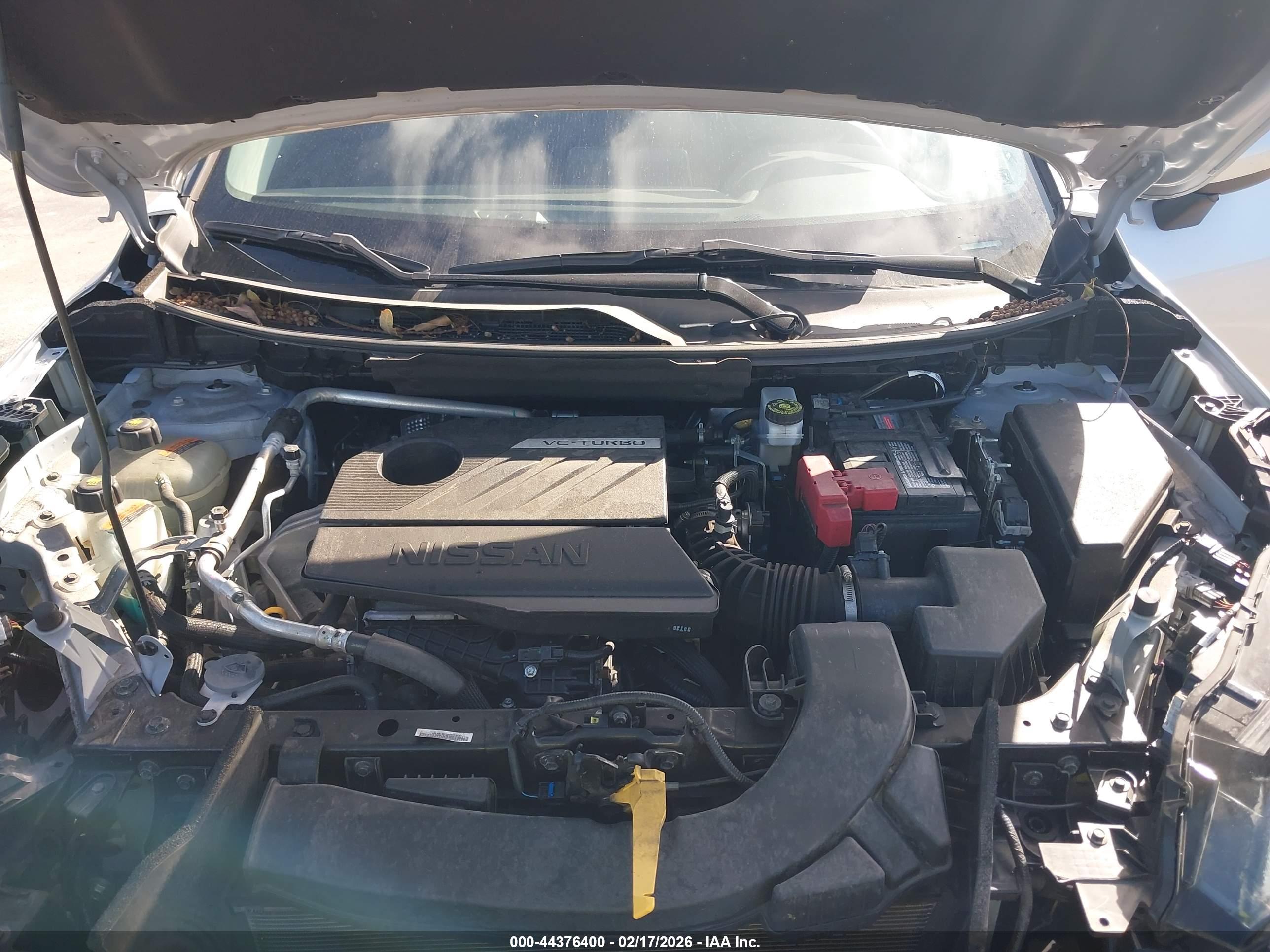 NISSAN ROGUE image 10