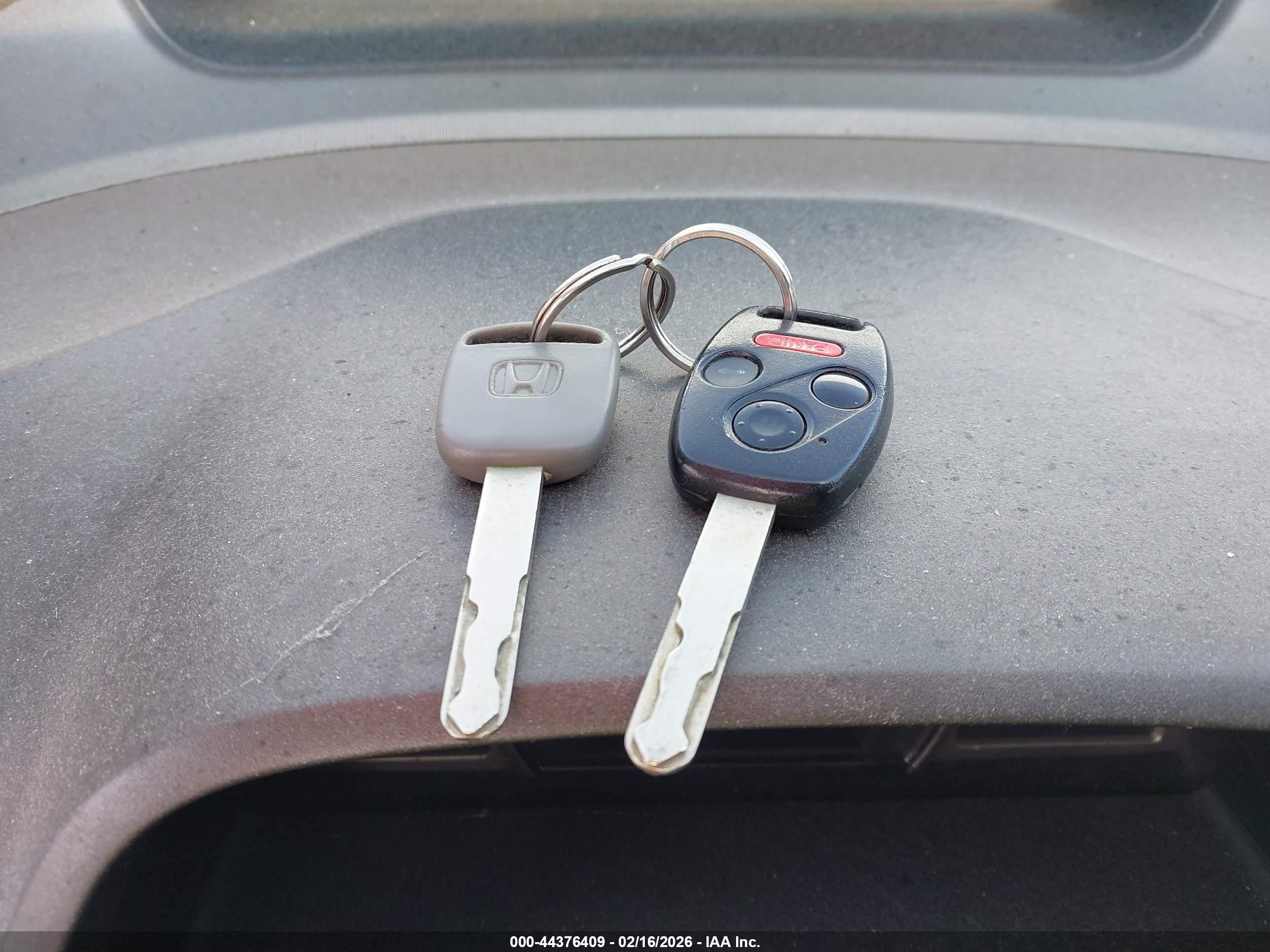 HONDA CIVIC image 11