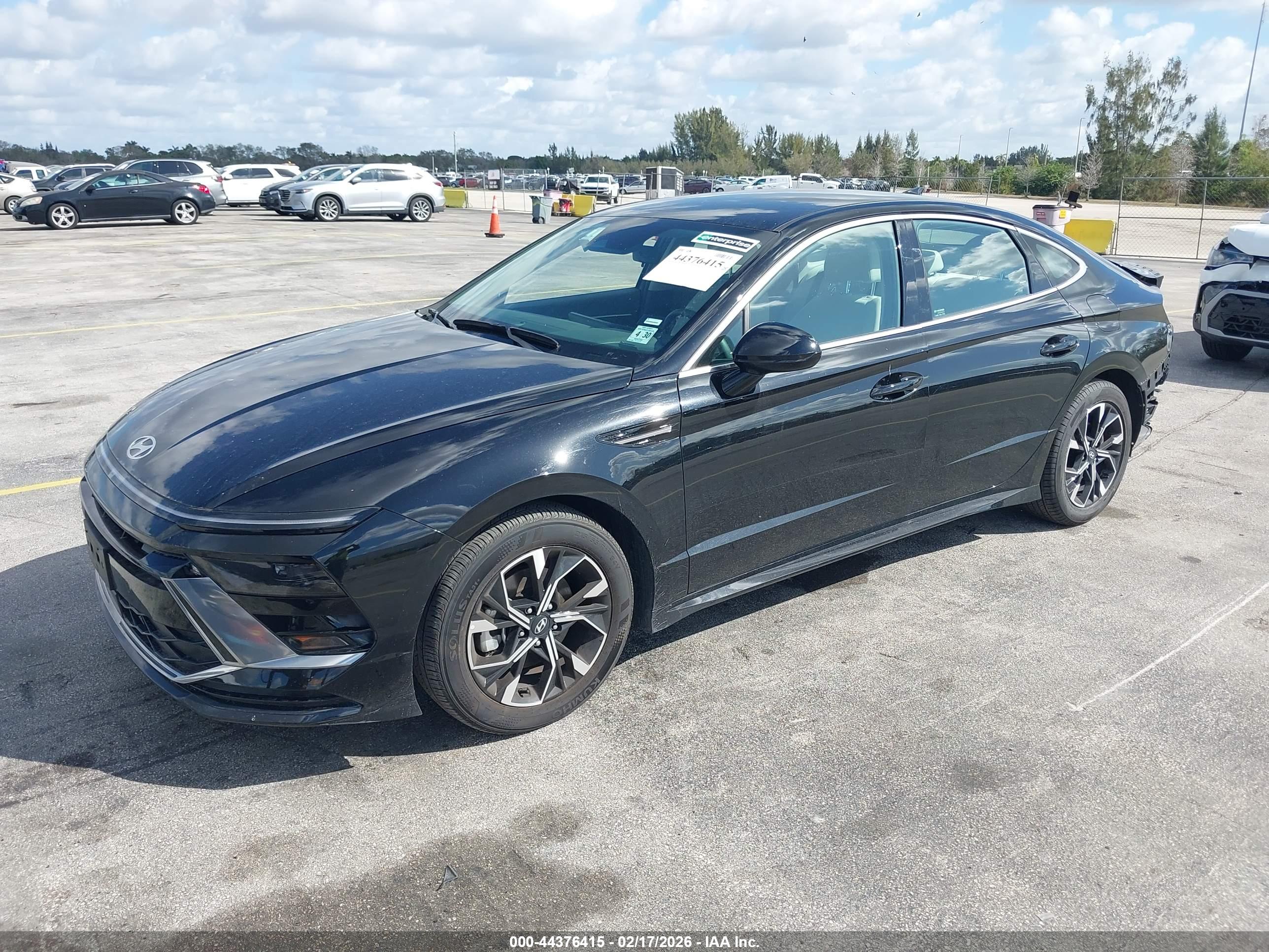 HYUNDAI SONATA image 2