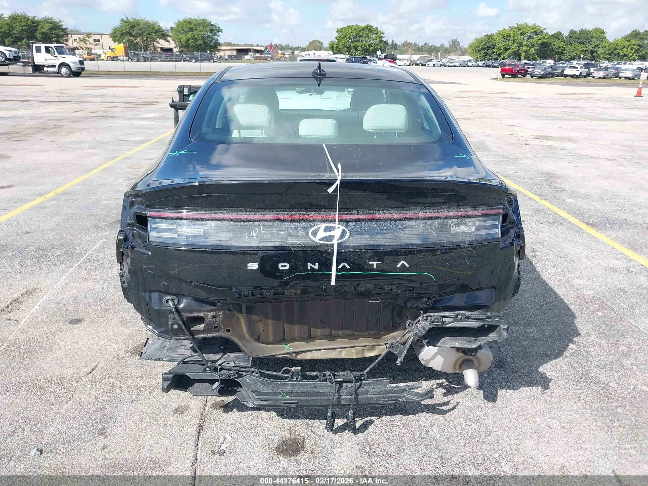 HYUNDAI SONATA image 6