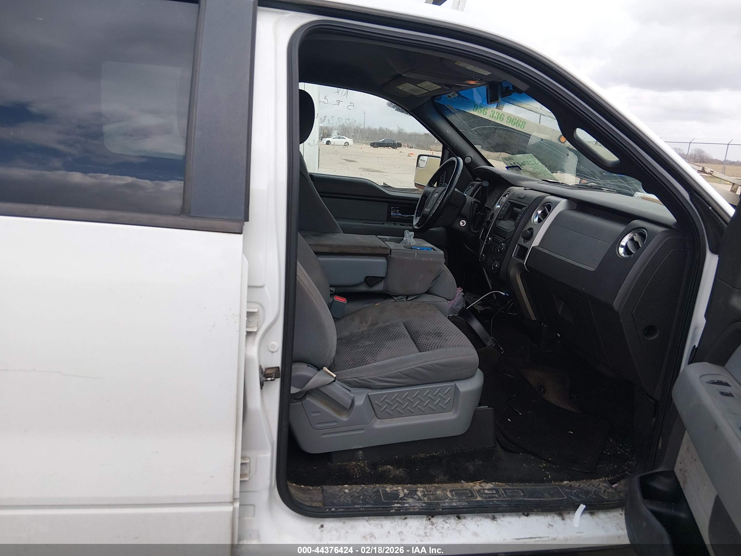 FORD F-150 image 5