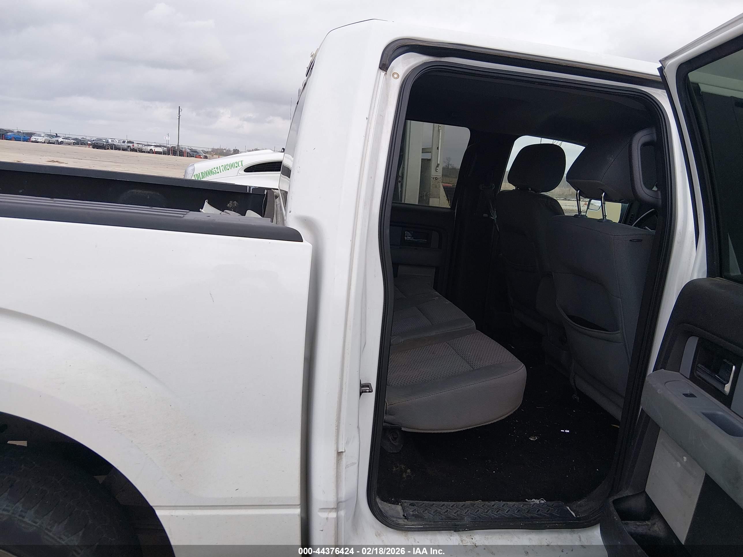 FORD F-150 image 8