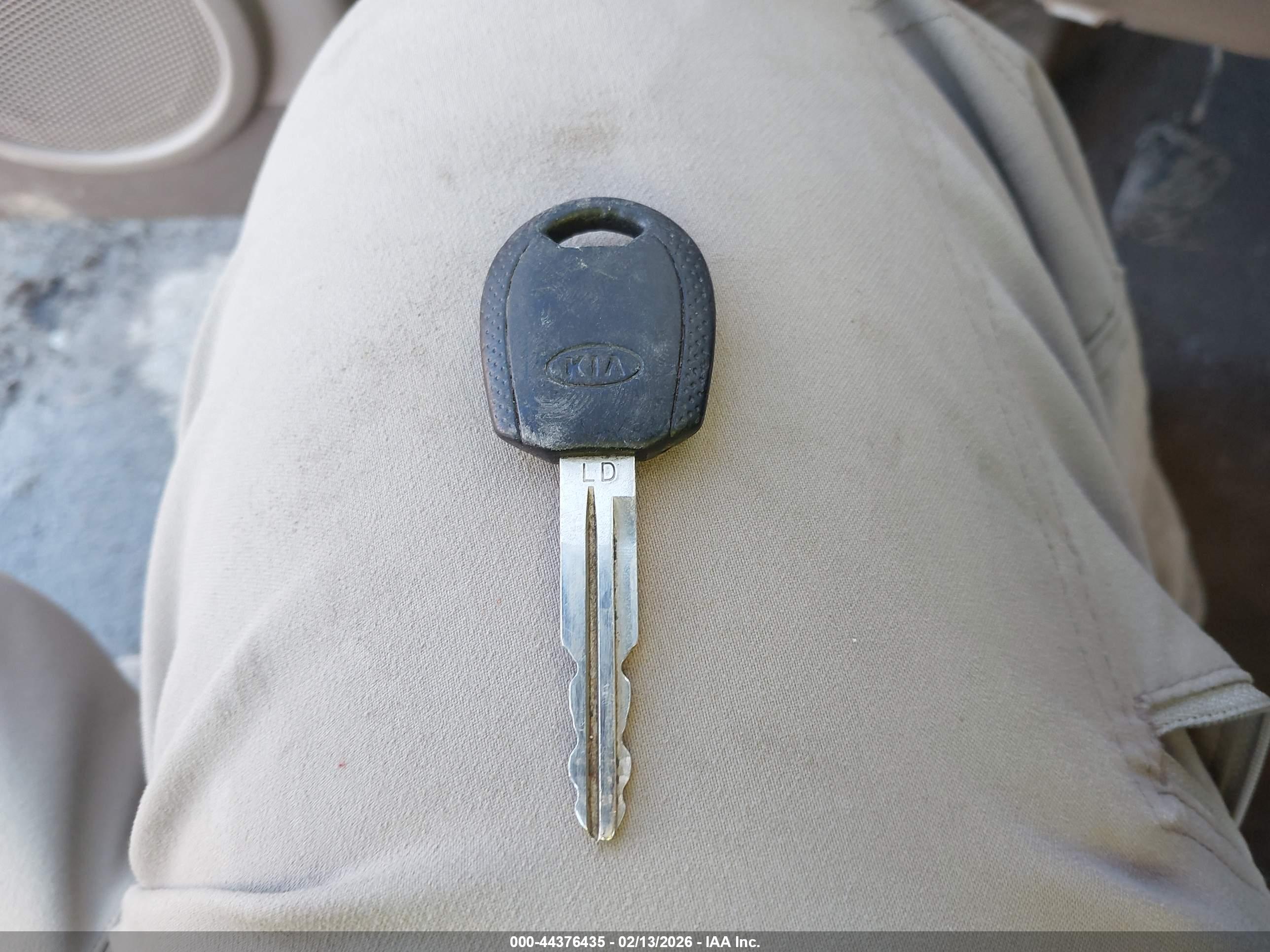 KIA SPORTAGE image 11